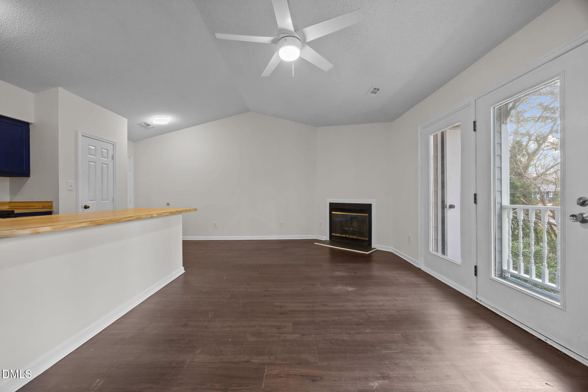 1321-302 Park Glen Drive # 8j Unit: Building 8j