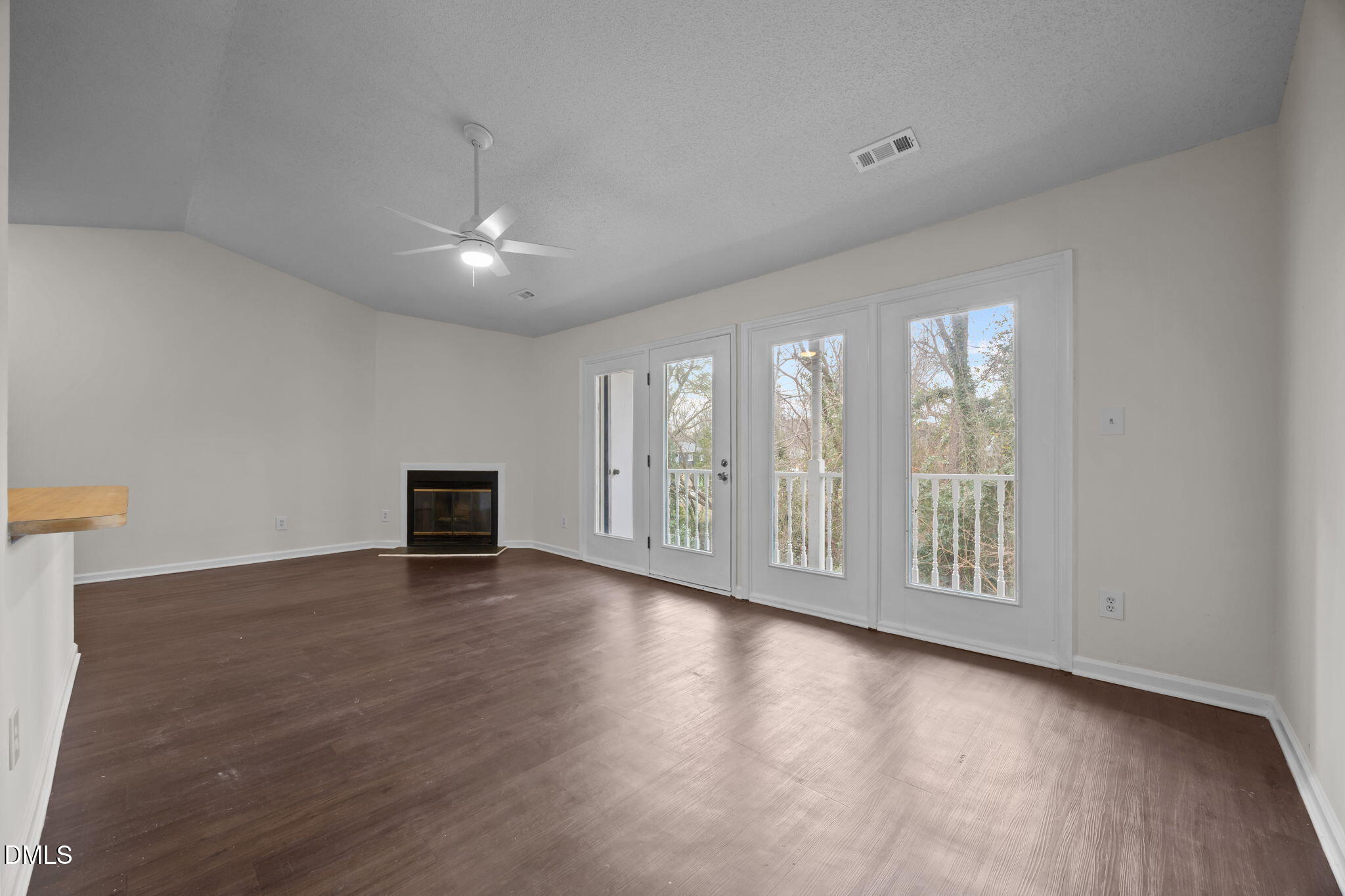 1321-302 Park Glen Drive # 8j Unit: Building 8j