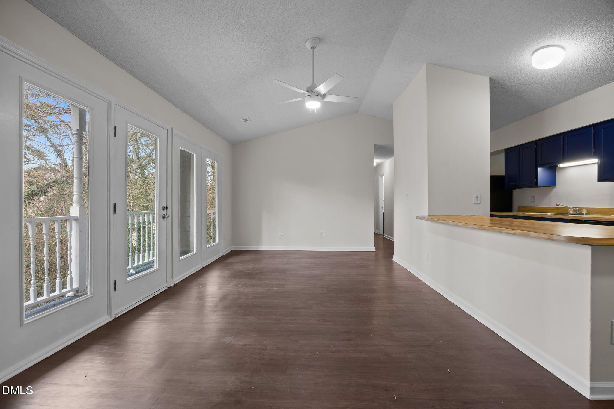1321-302 Park Glen Drive # 8j Unit: Building 8j