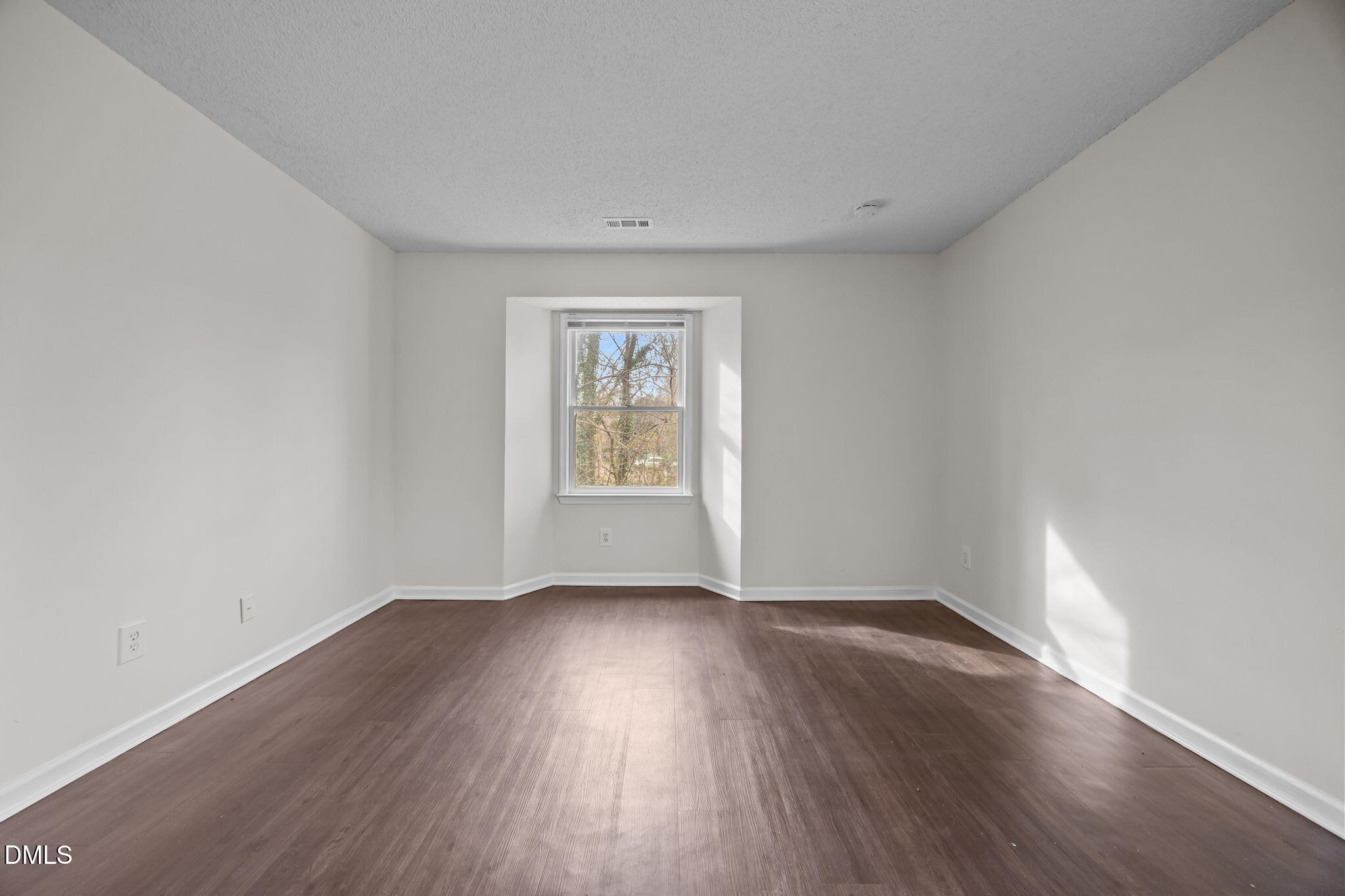 1321-302 Park Glen Drive # 8j Unit: Building 8j