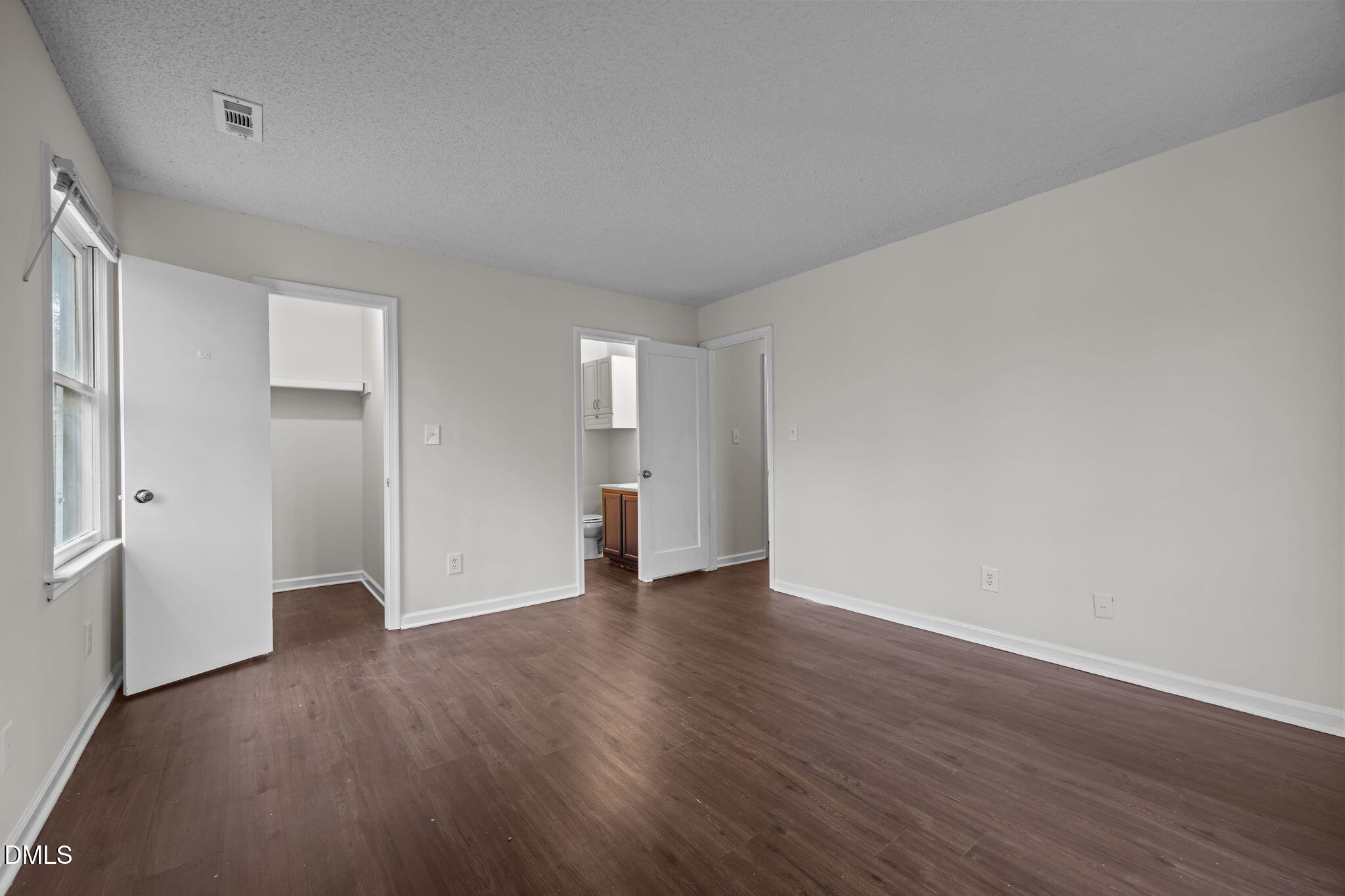 1321-302 Park Glen Drive # 8j Unit: Building 8j