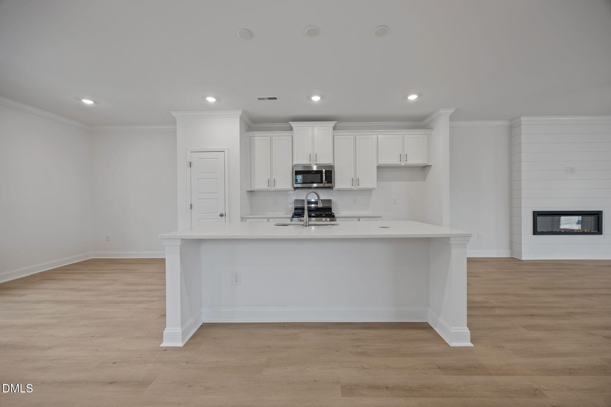 702 Winton Way # 552