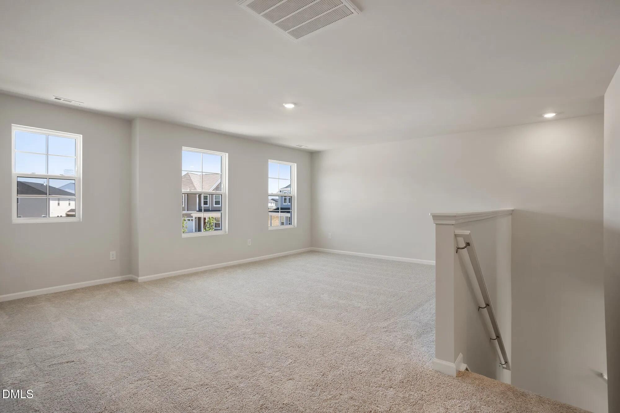 8 Lotus Bend Way