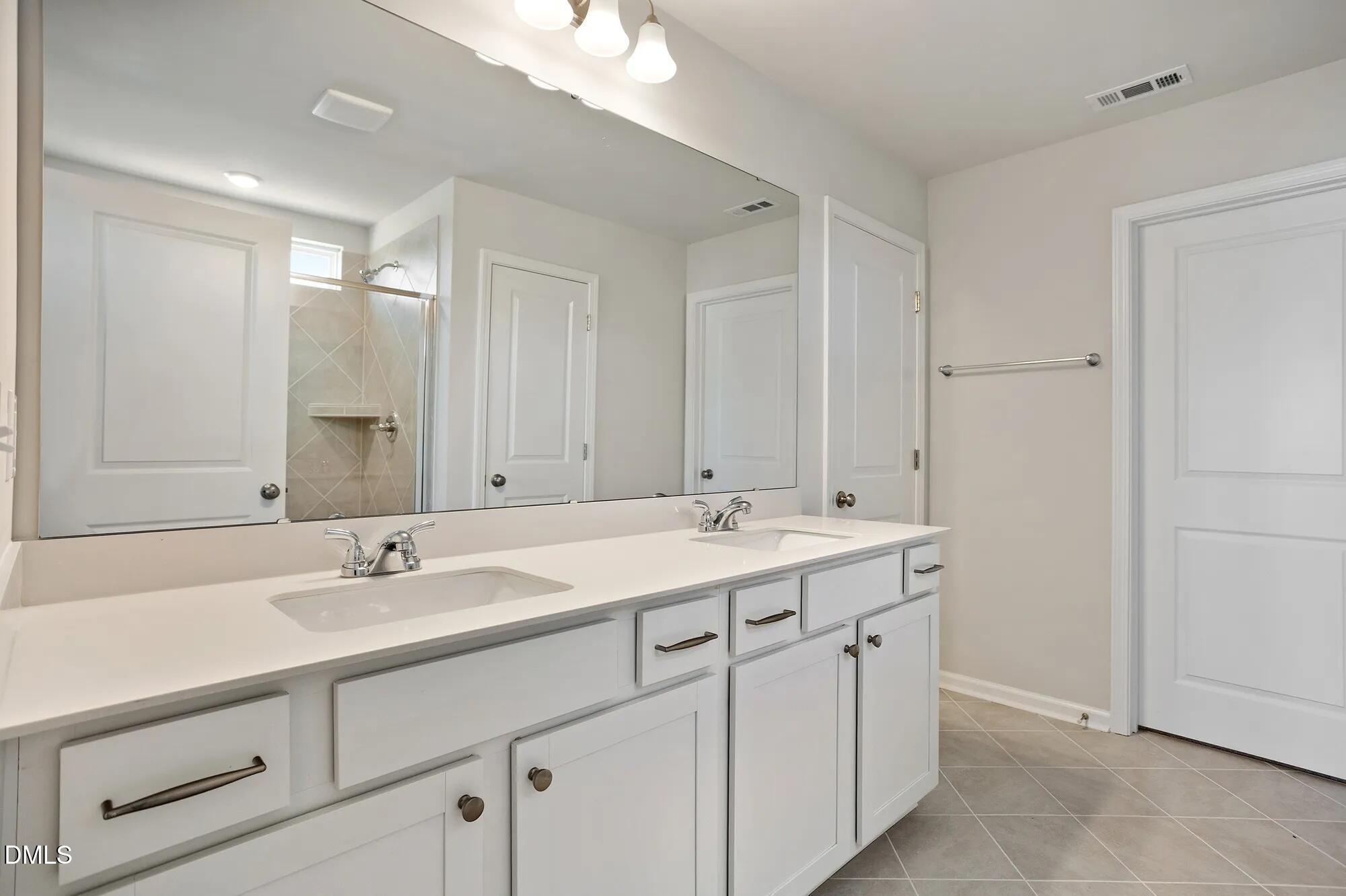 8 Lotus Bend Way