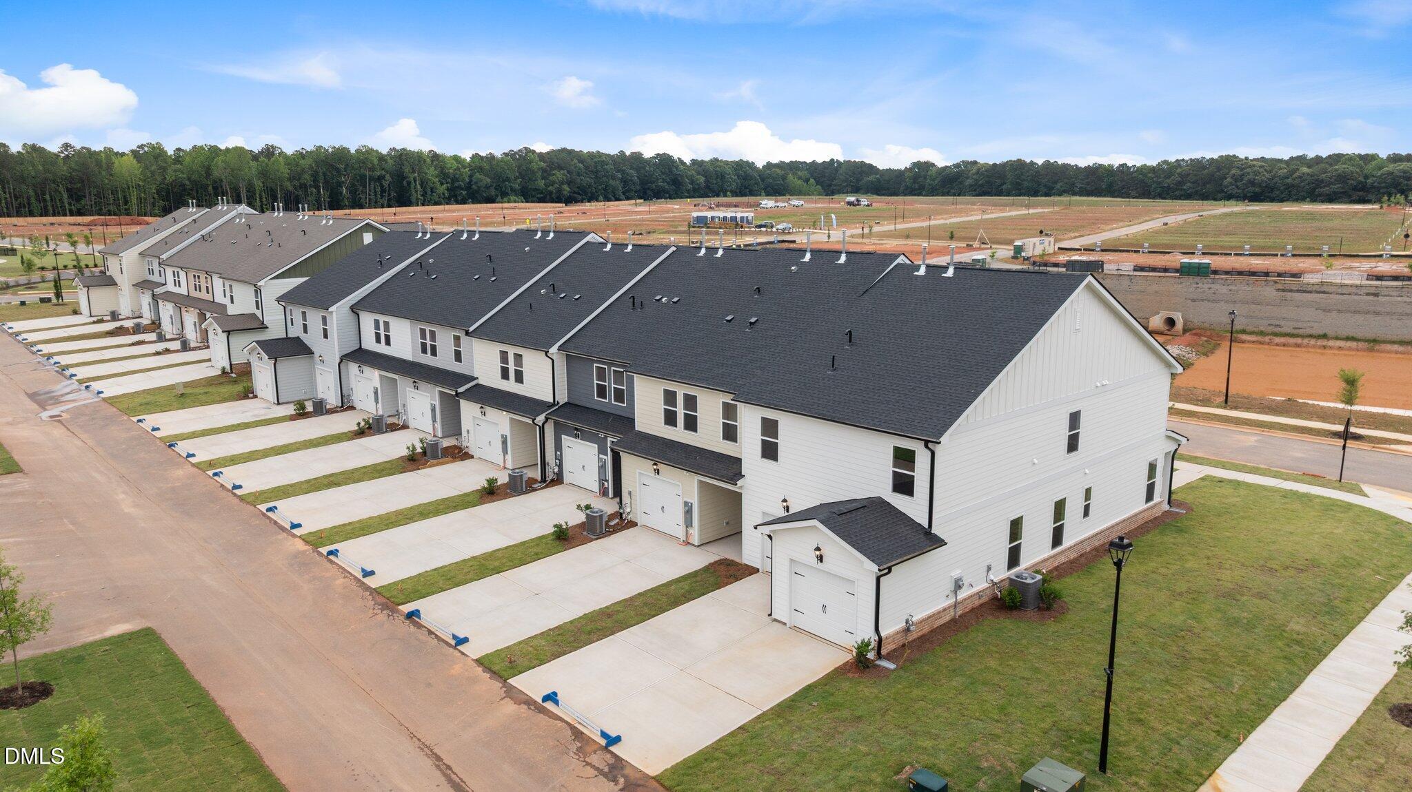 933 Alma Railway Drive # 553