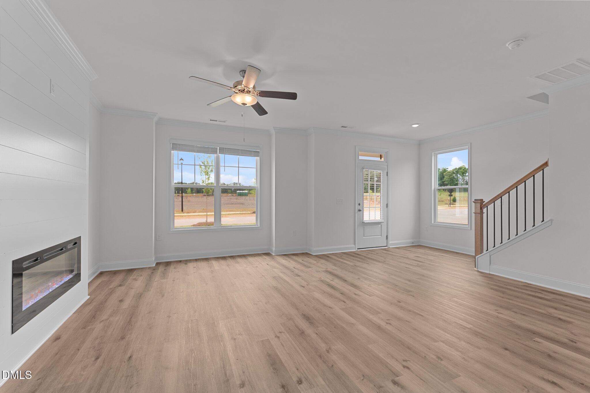 933 Alma Railway Drive # 553