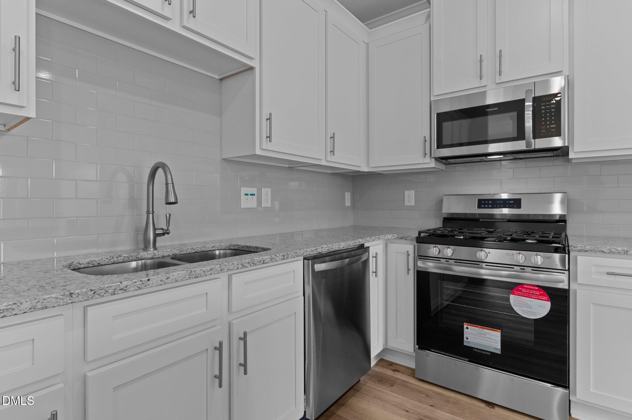 933 Alma Railway Drive # 553
