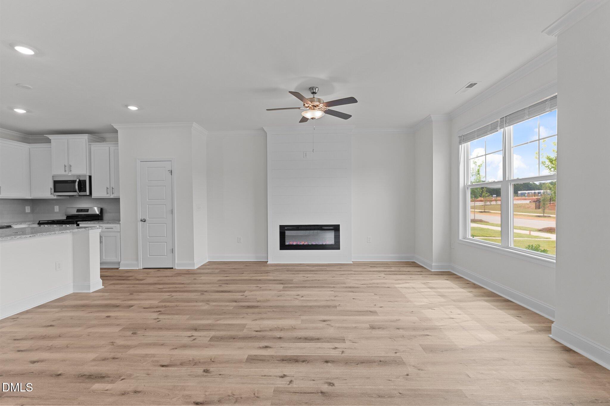 933 Alma Railway Drive # 553