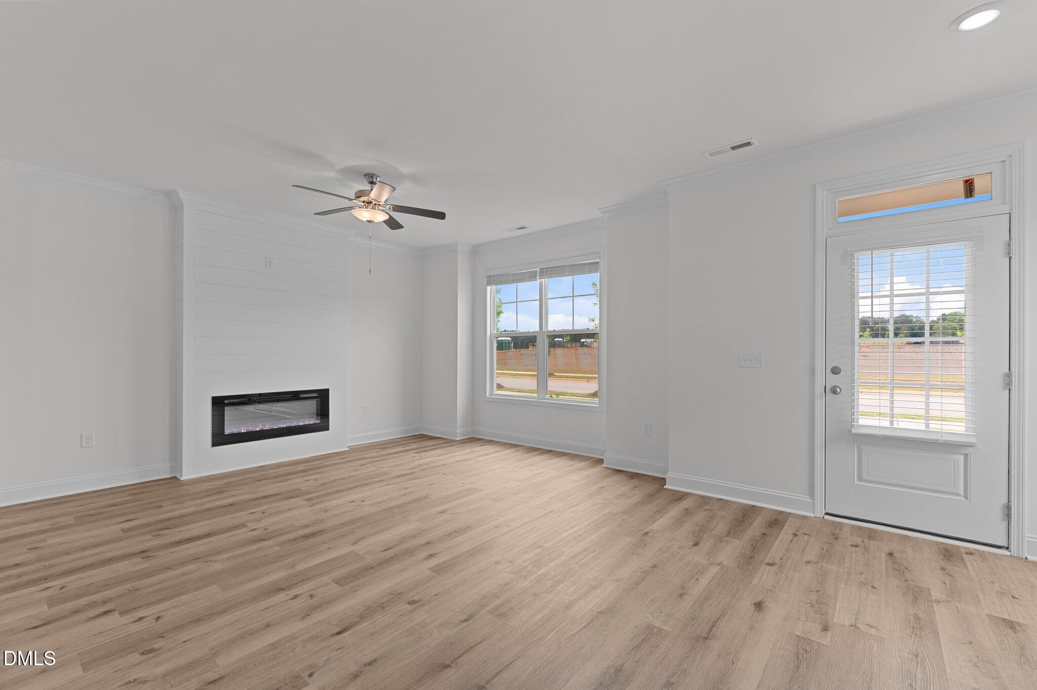 933 Alma Railway Drive # 553