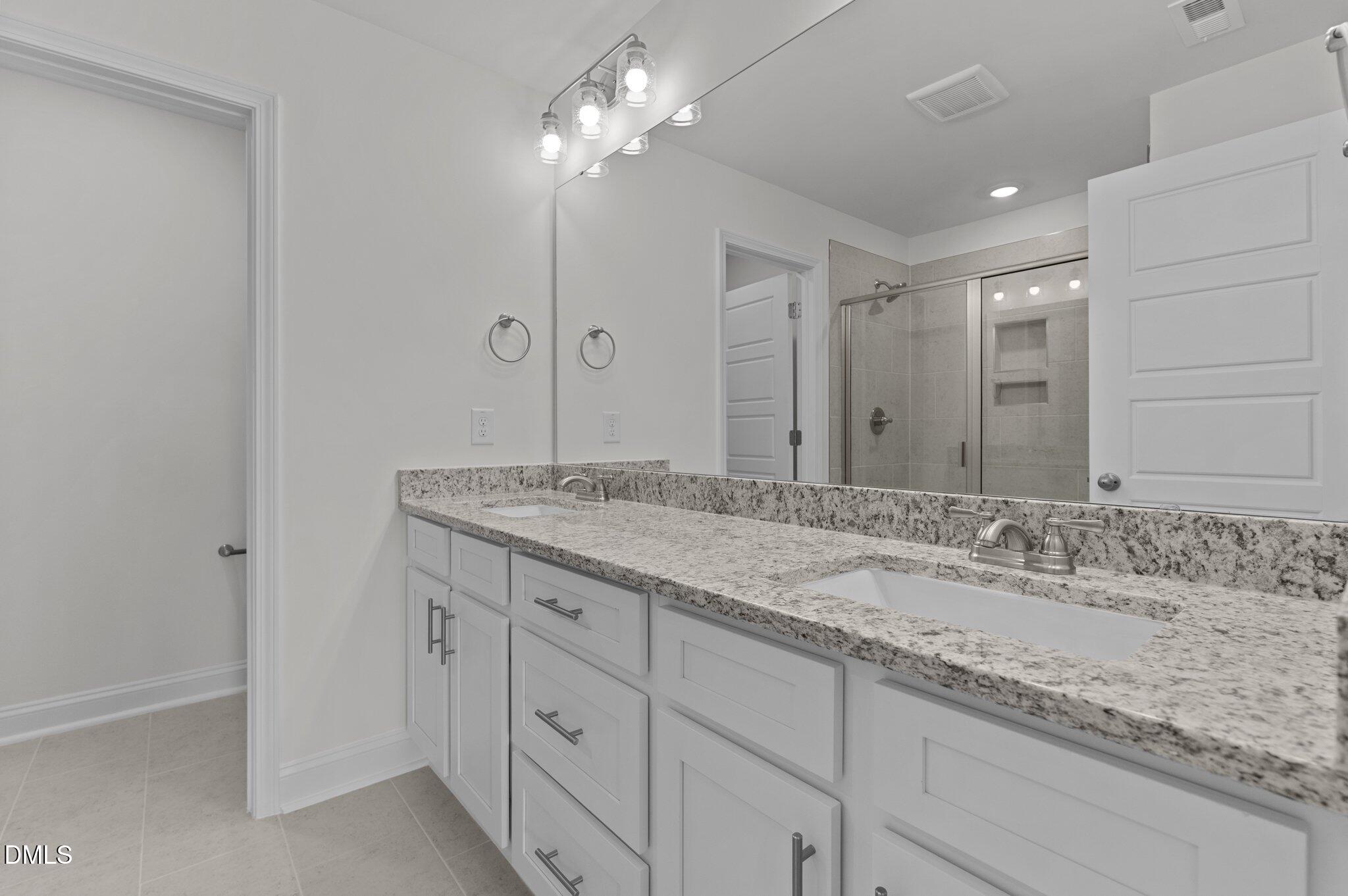 933 Alma Railway Drive # 553