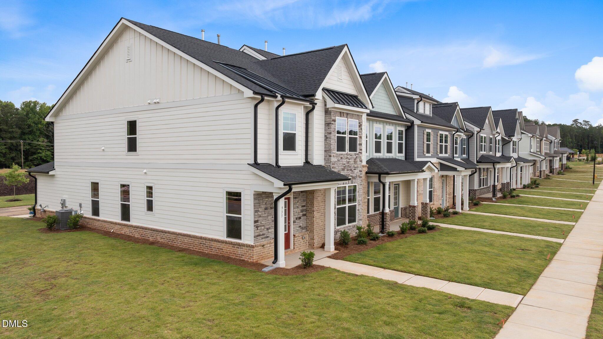 933 Alma Railway Drive # 553