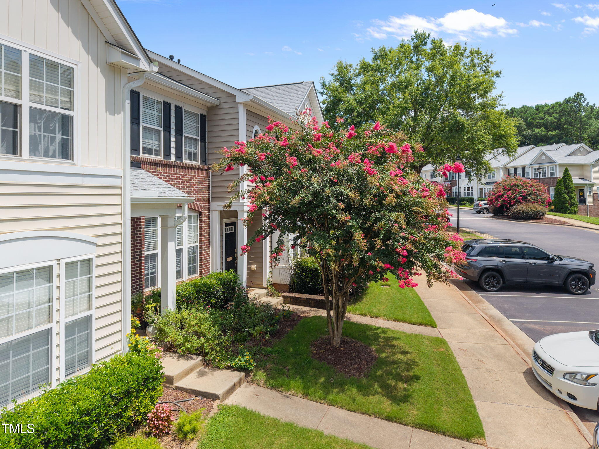 7704 Winners Edge Street