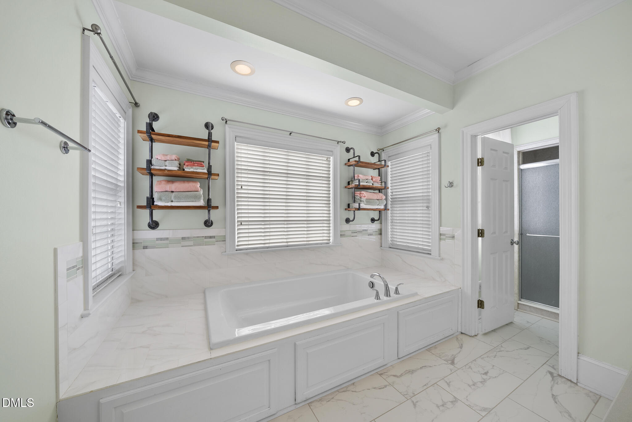 2441 Eagle Rock Road
