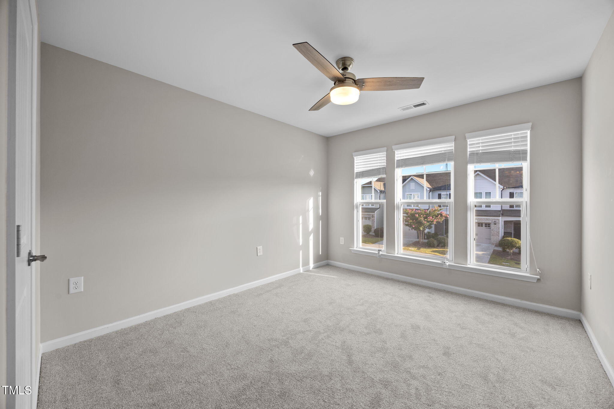 1049 Laceflower Drive