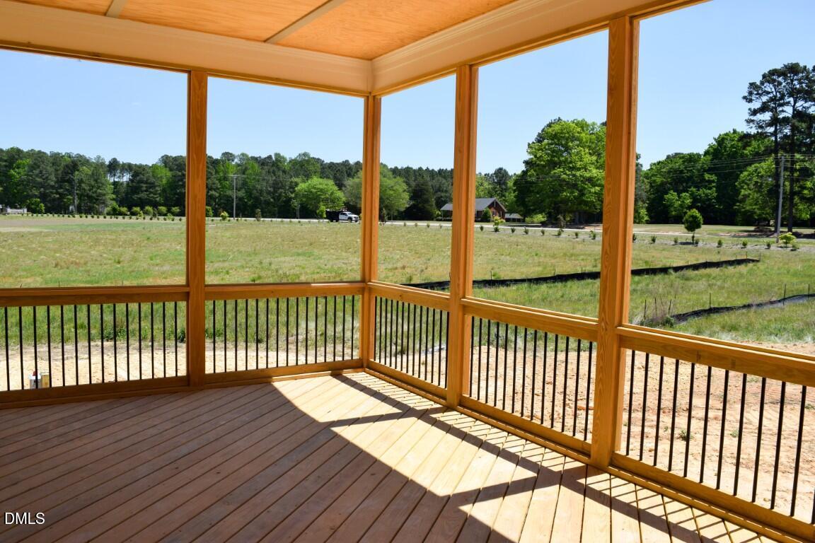 160 Broadleaf Lane