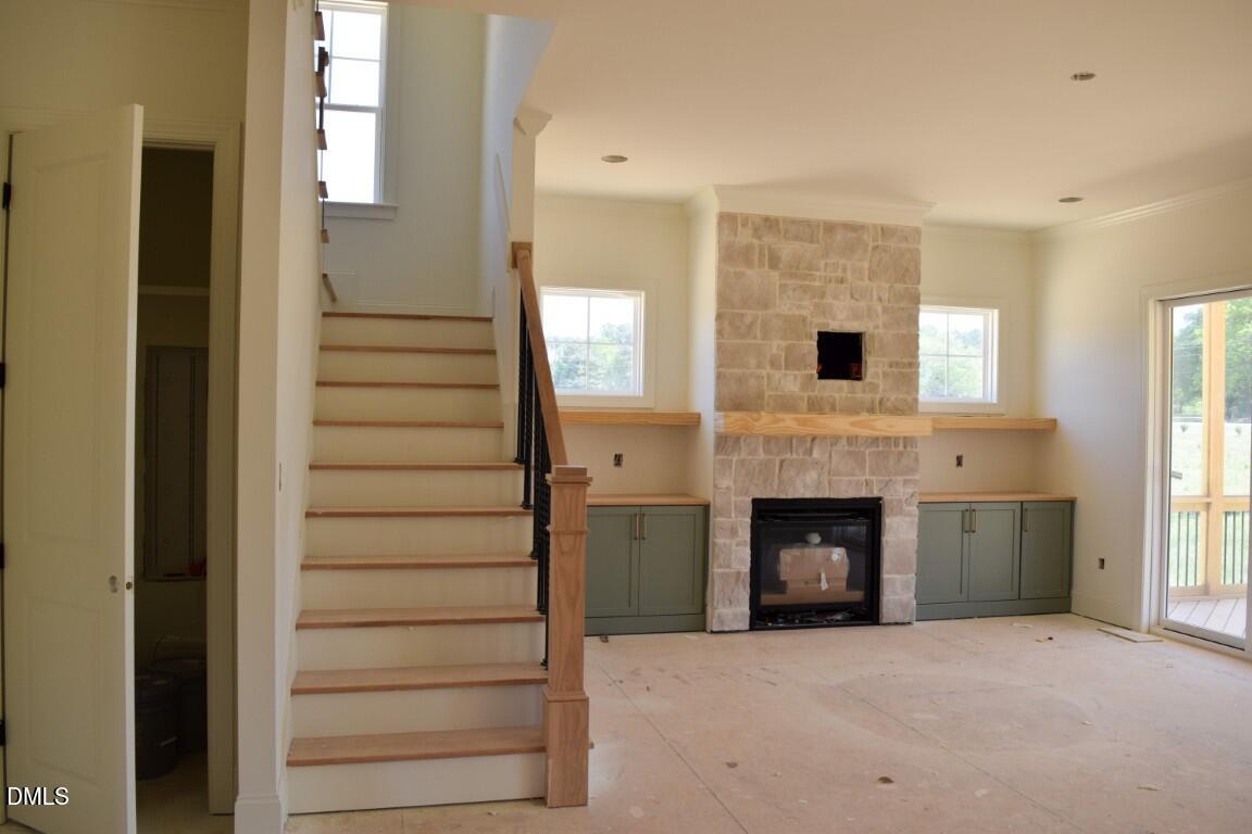160 Broadleaf Lane