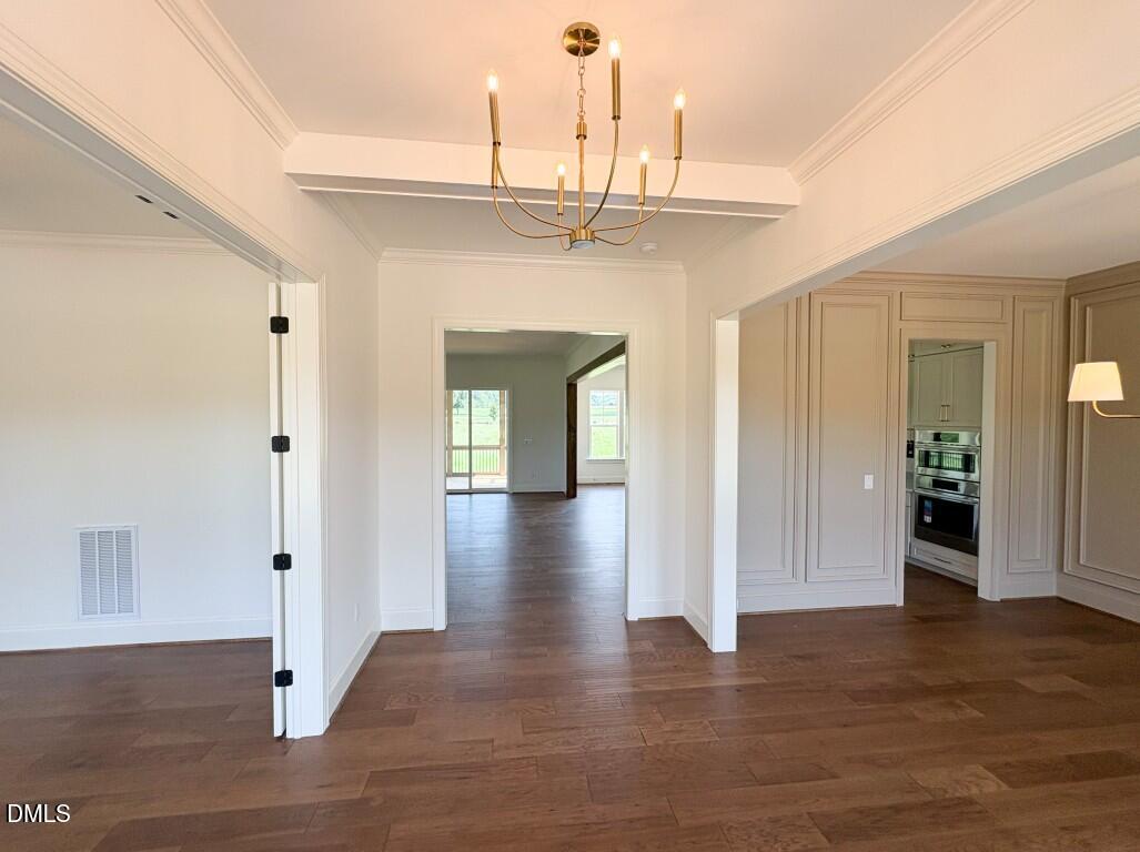 160 Broadleaf Lane