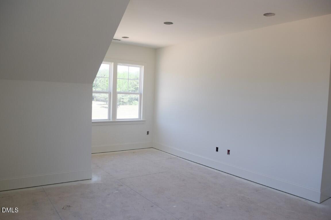 160 Broadleaf Lane
