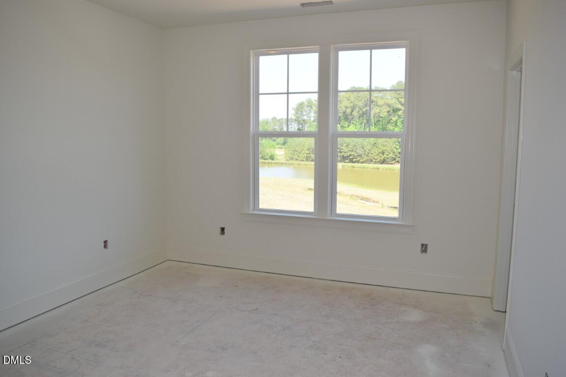 160 Broadleaf Lane