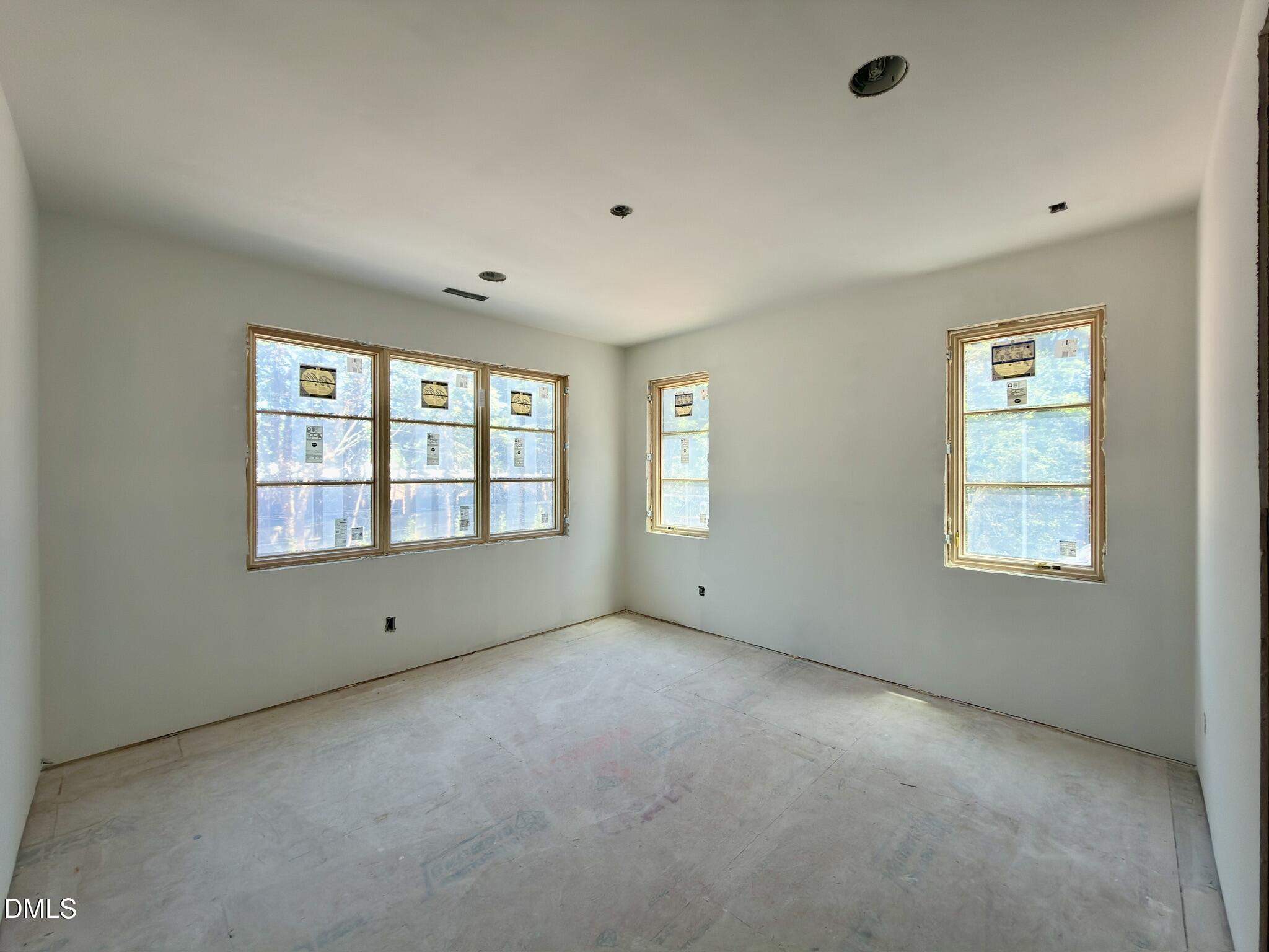 704 Coventry Court