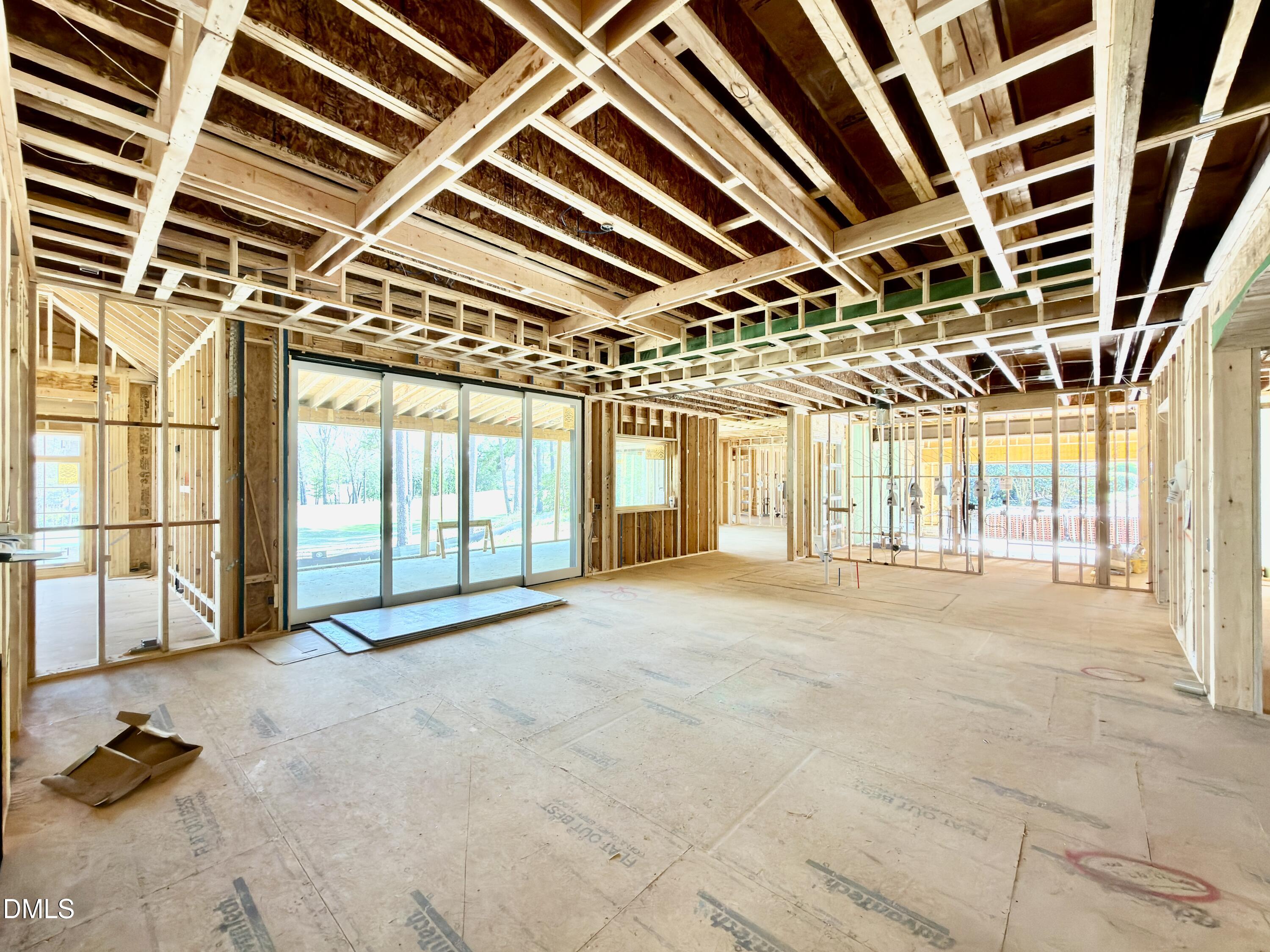 7136 North Ridge Drive