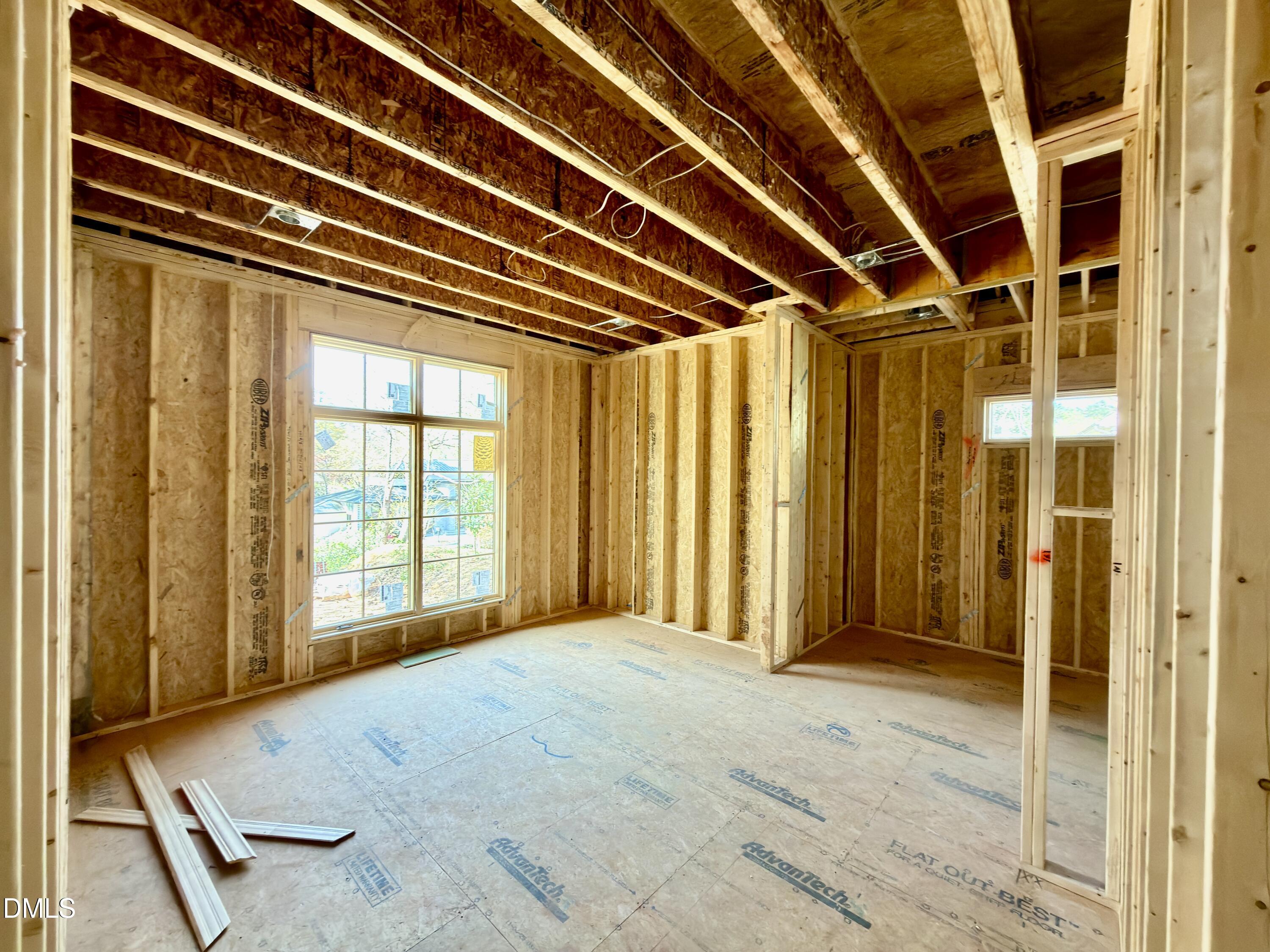 7136 North Ridge Drive