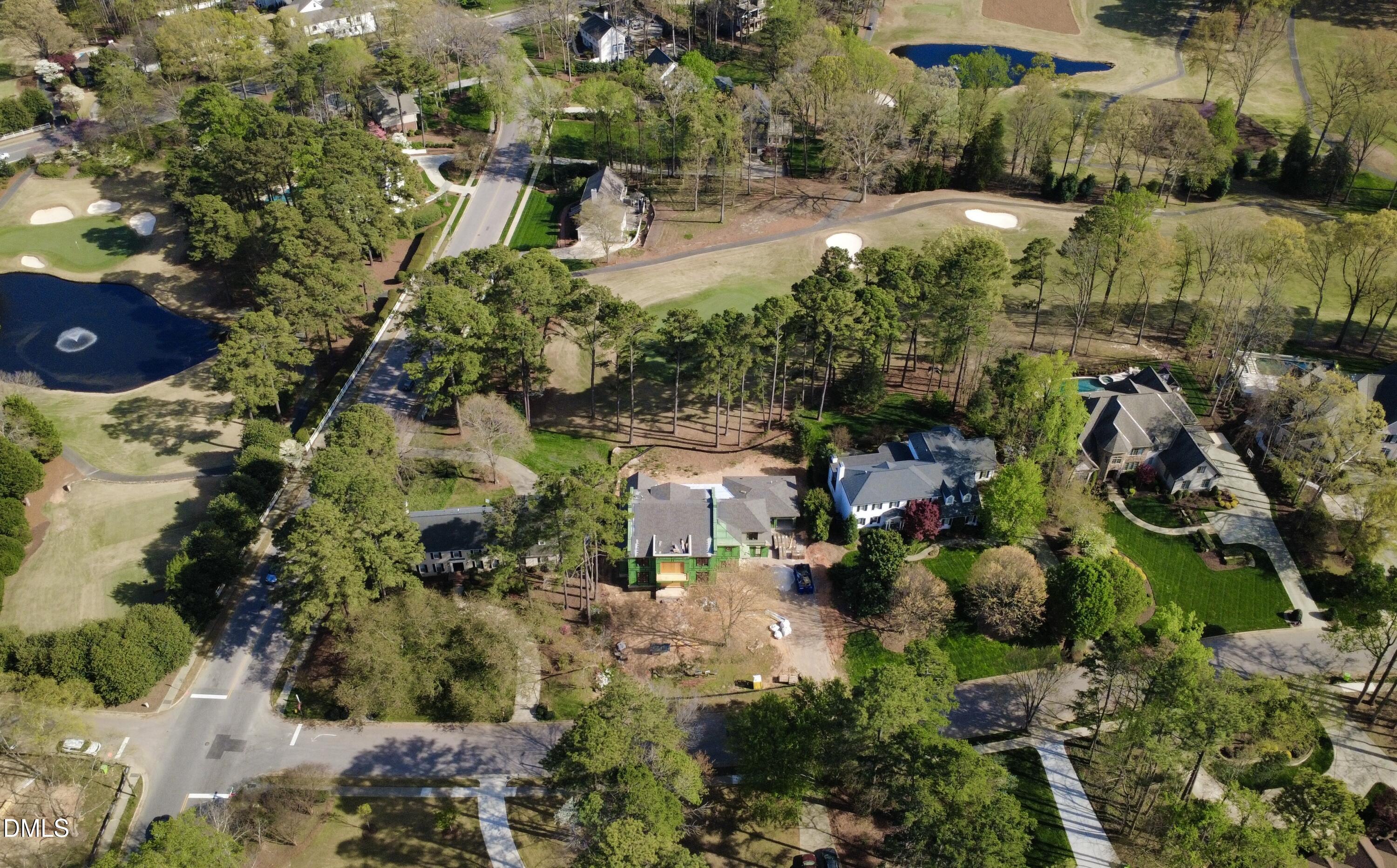 7136 North Ridge Drive