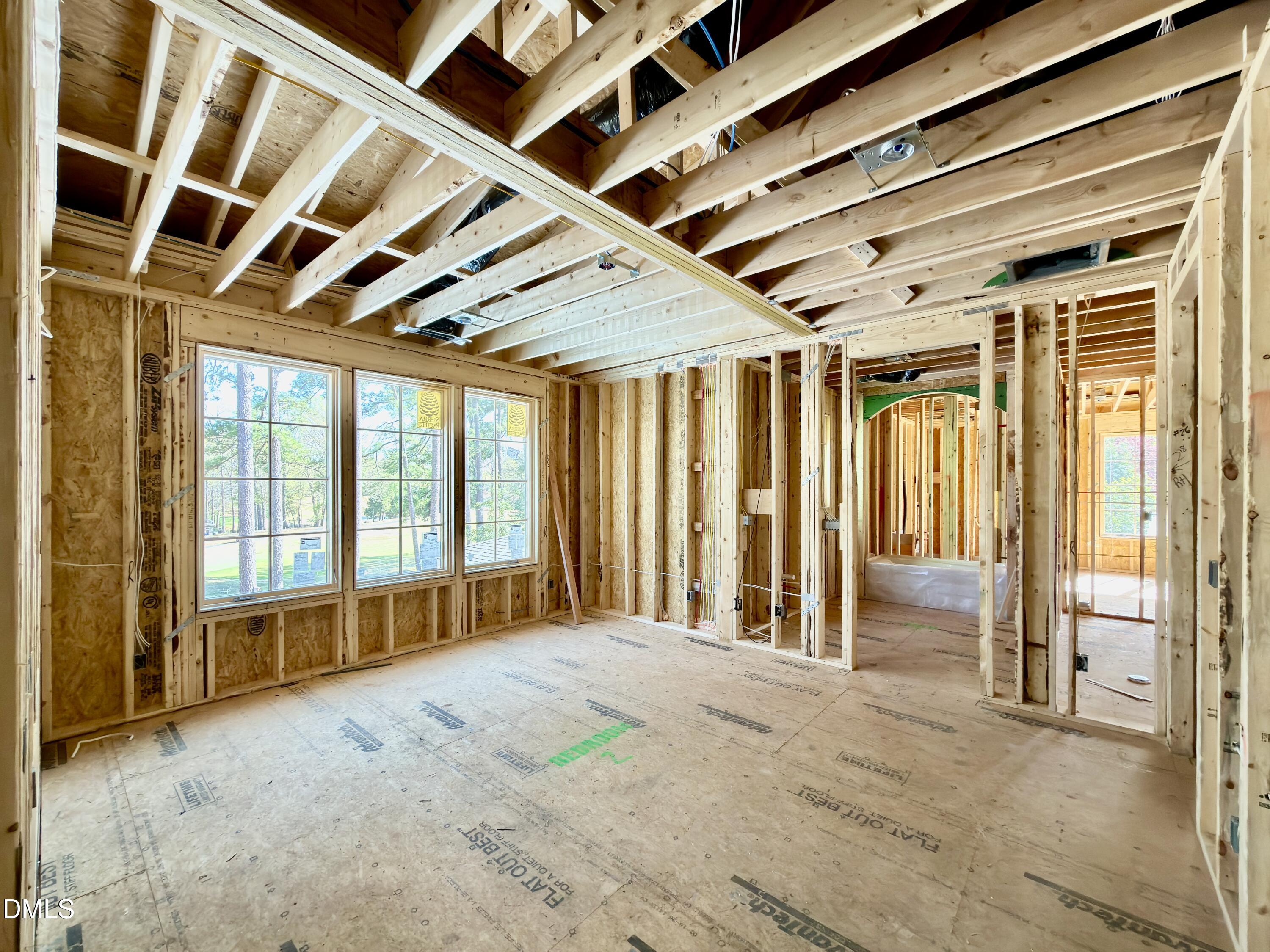 7136 North Ridge Drive