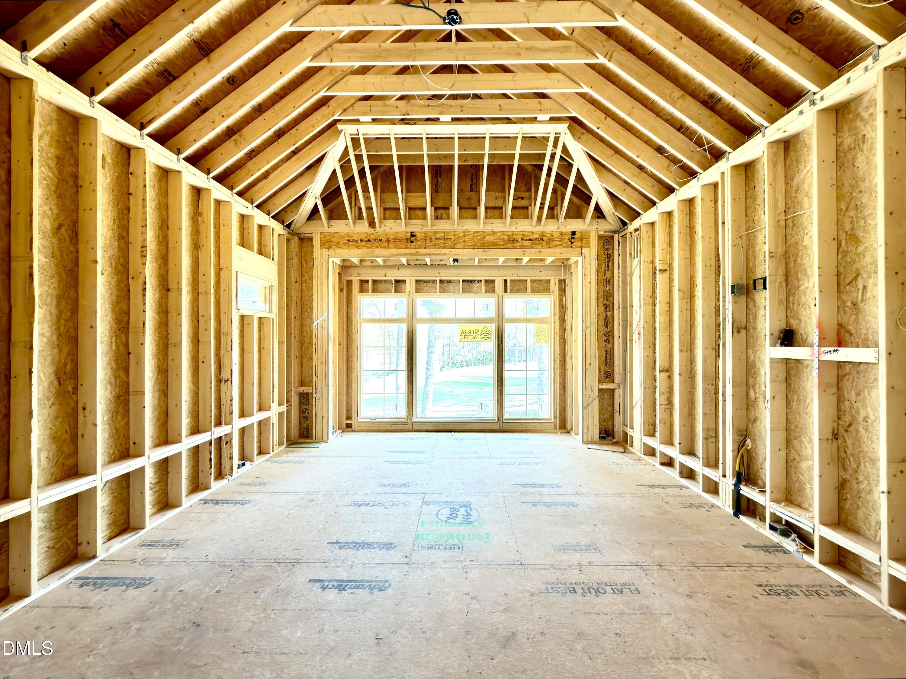 7136 North Ridge Drive