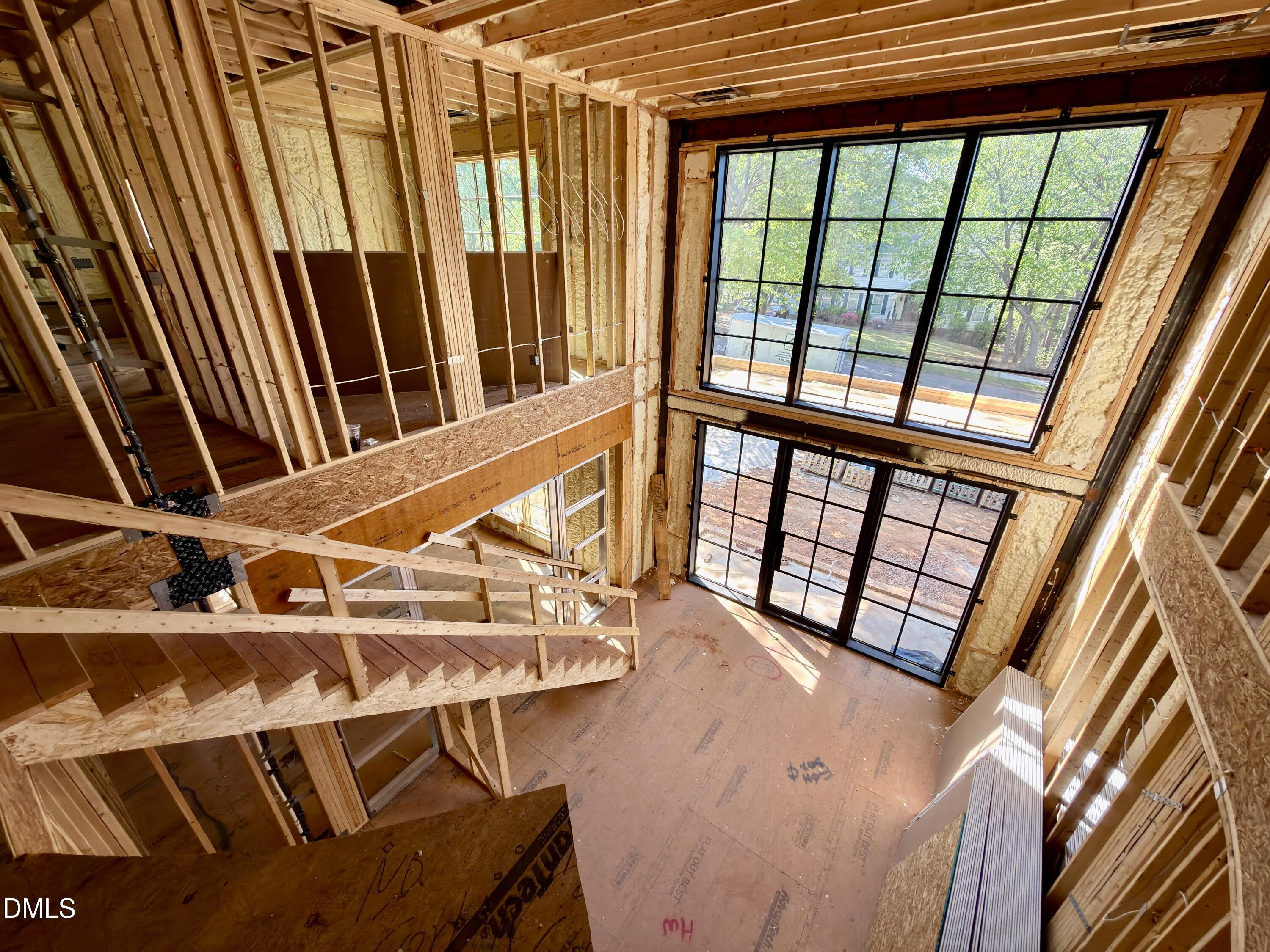 7136 North Ridge Drive