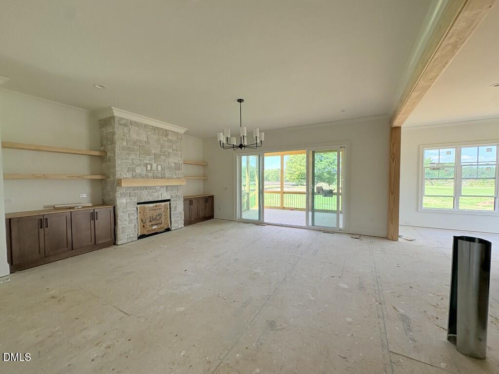 5824 Carriage Gate Drive