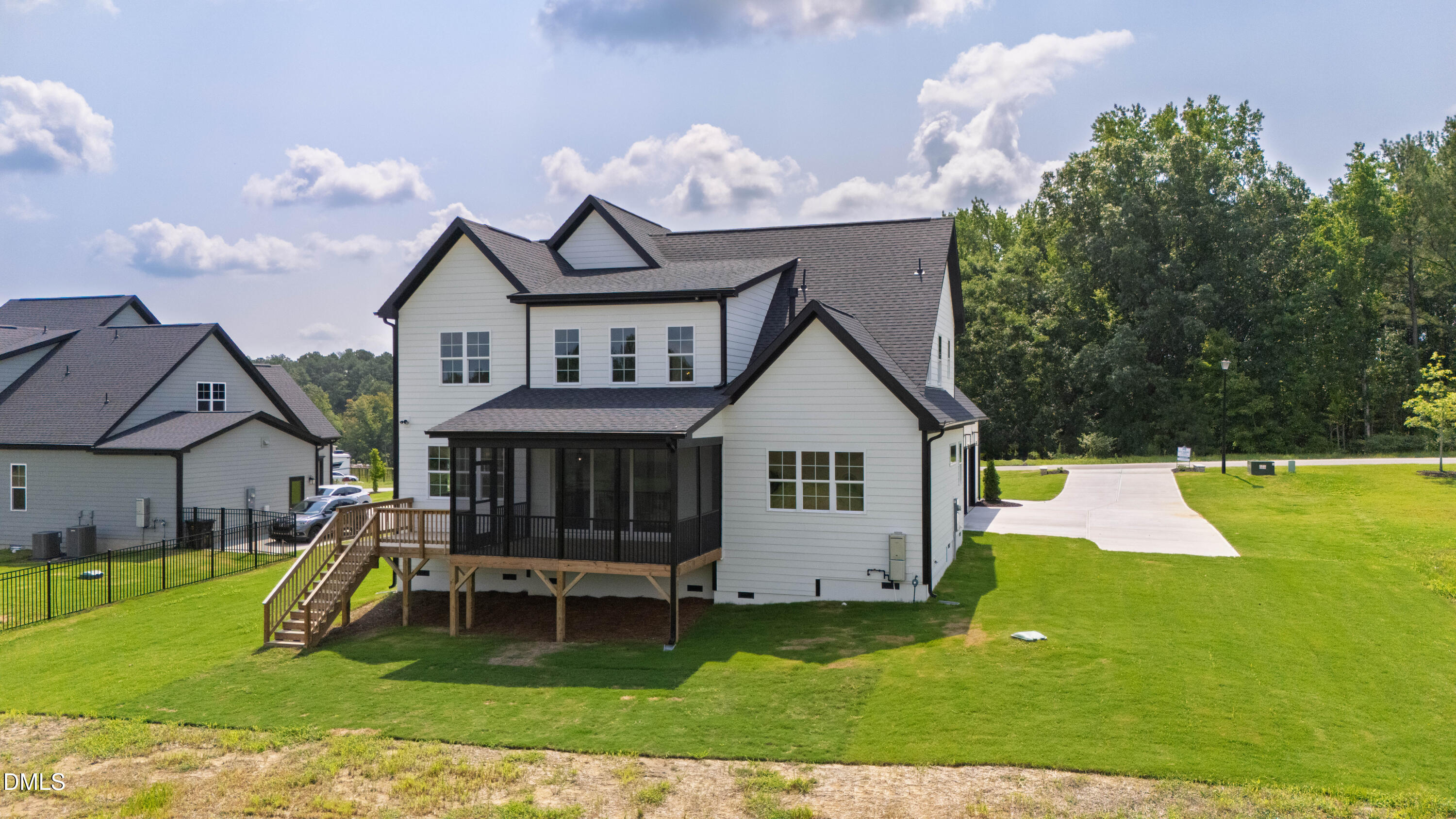 110 Firefly Lane