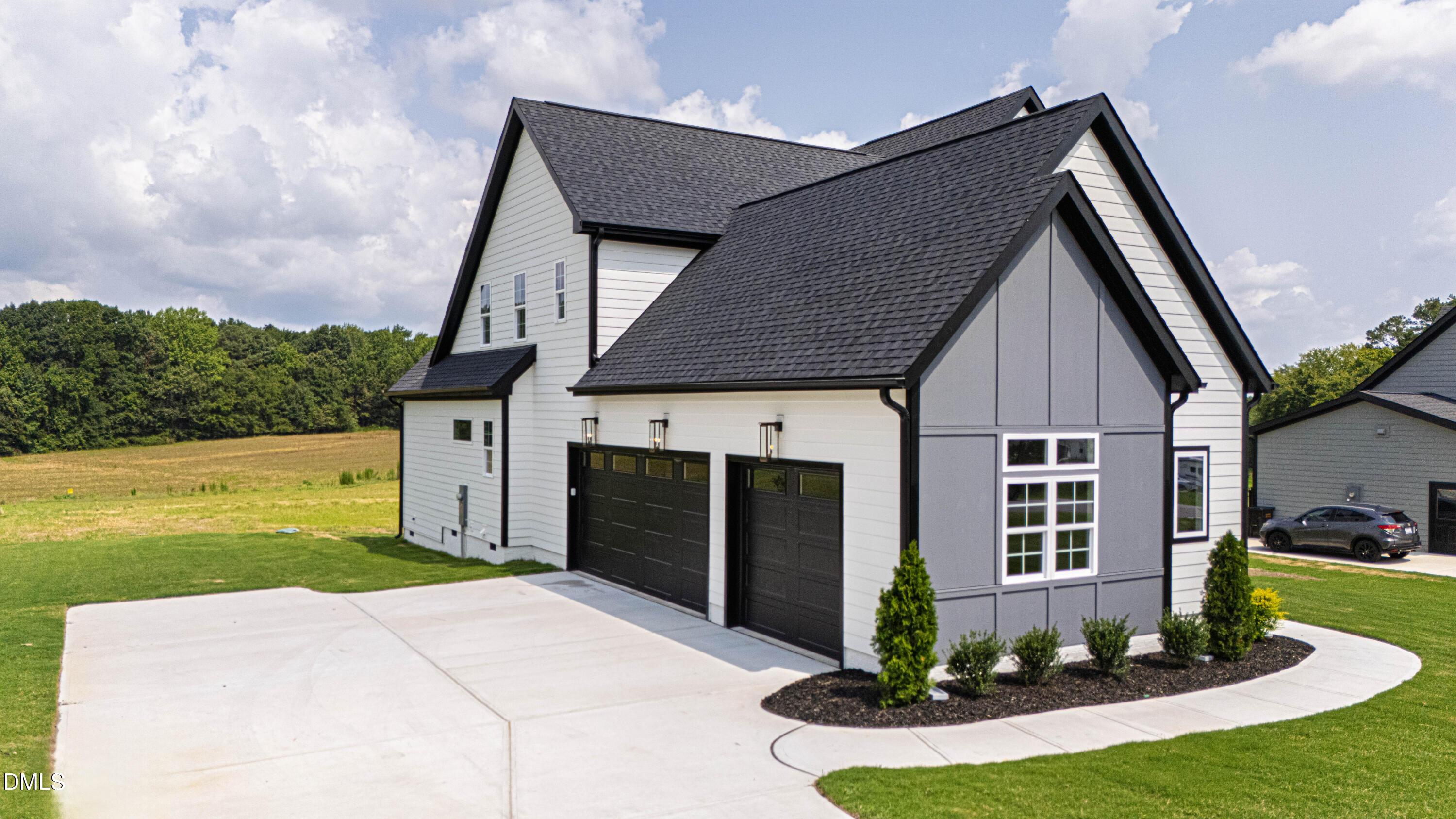 110 Firefly Lane