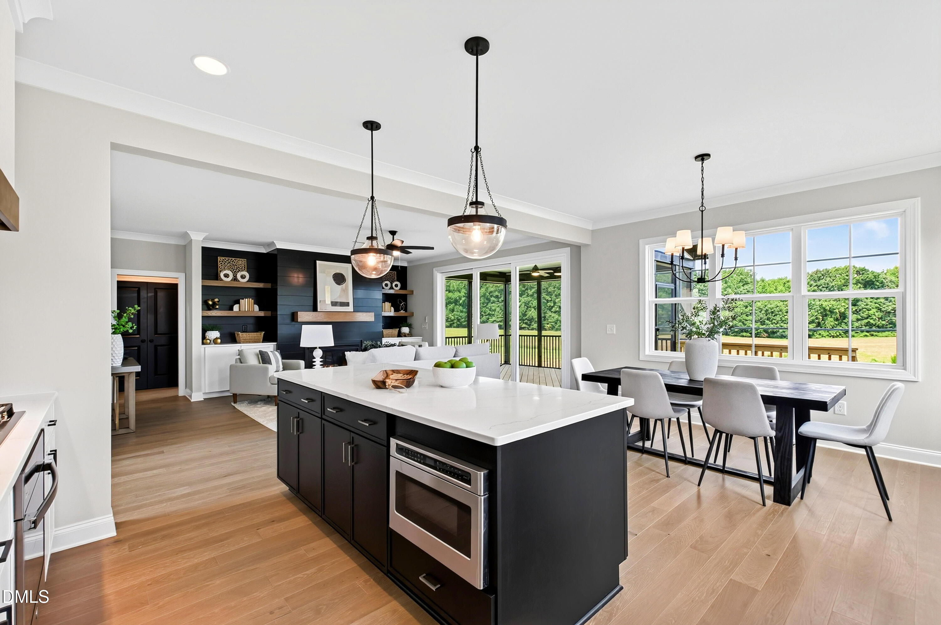 110 Firefly Lane