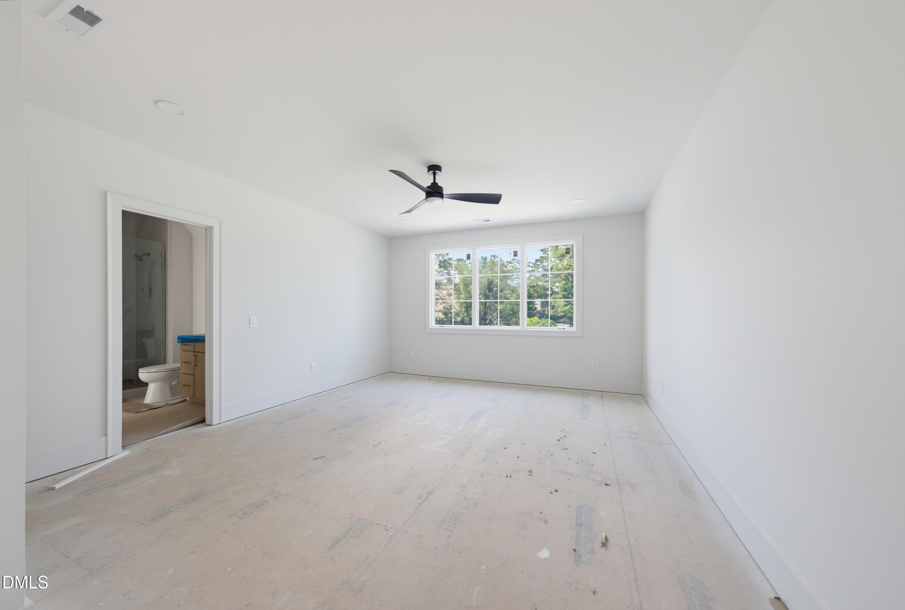 3422 Redbud Lane