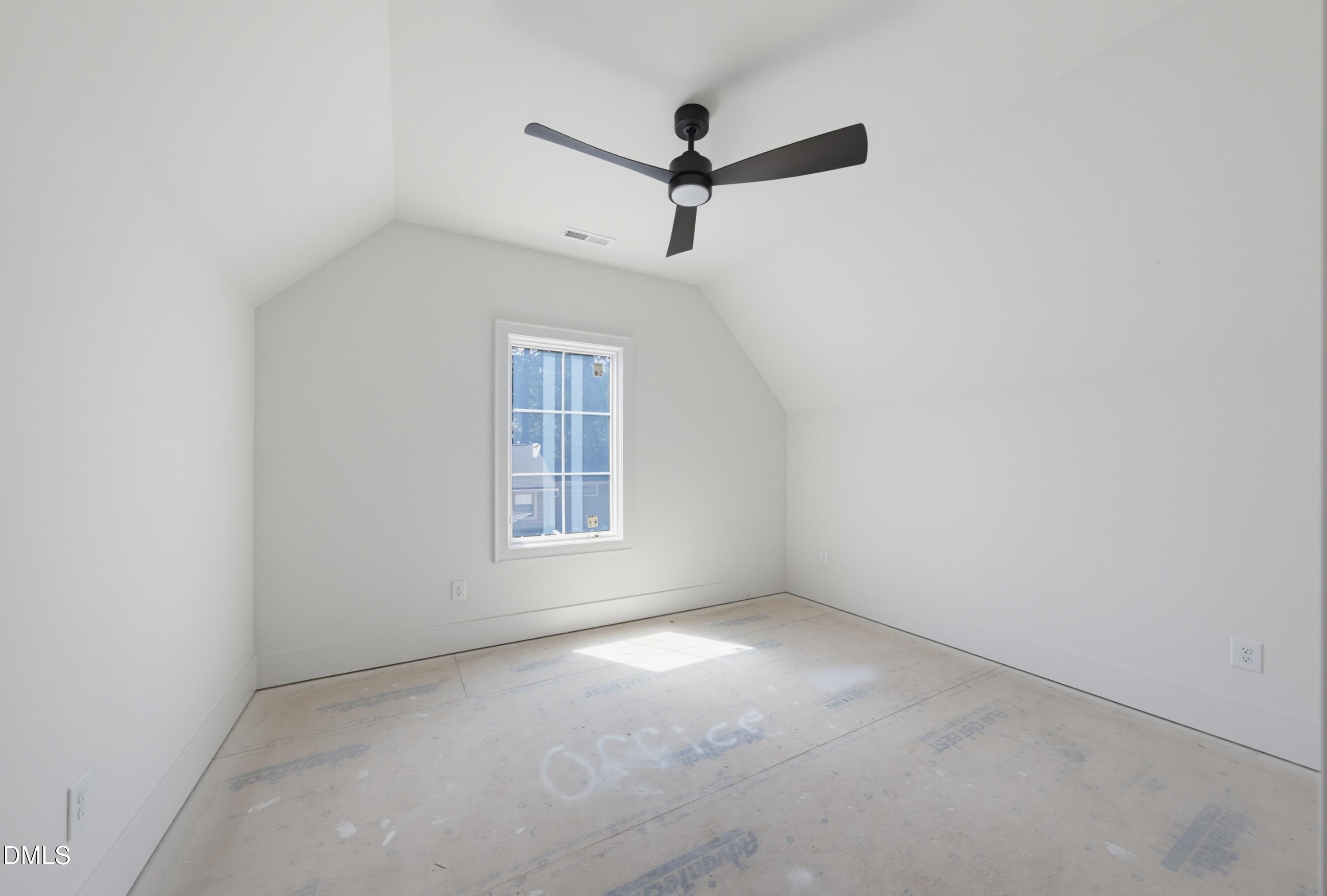 3422 Redbud Lane