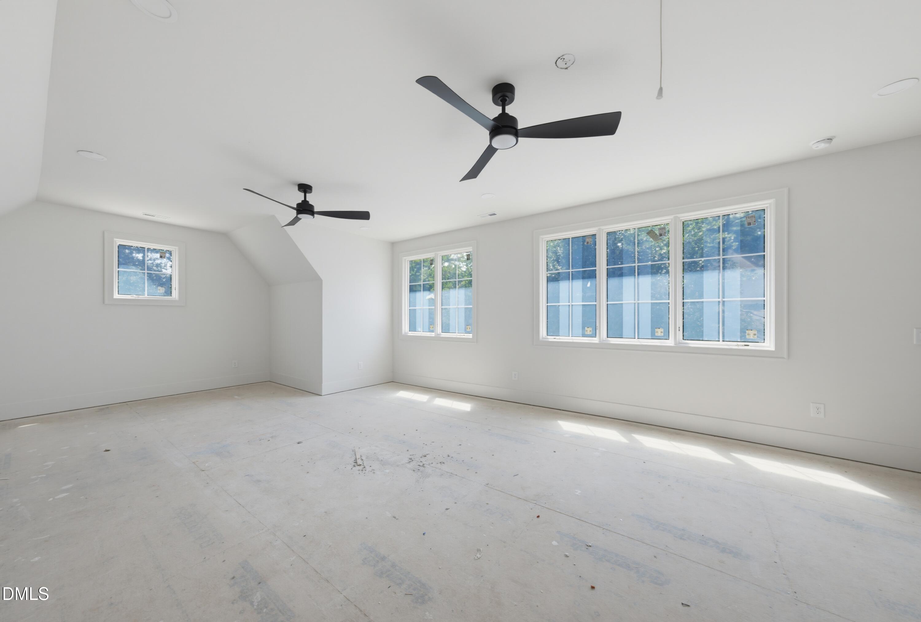 3422 Redbud Lane