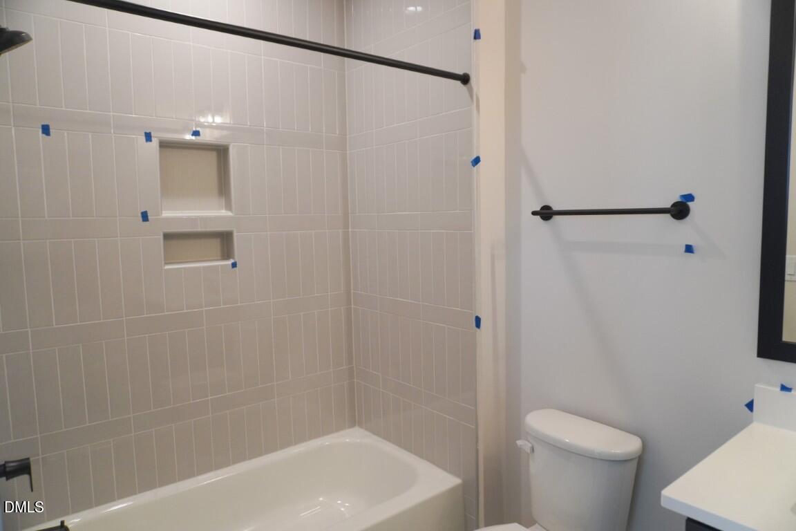 2524 Rosslare Pond Trail