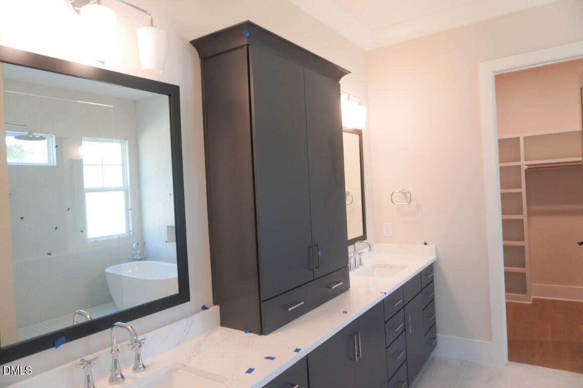 2524 Rosslare Pond Trail