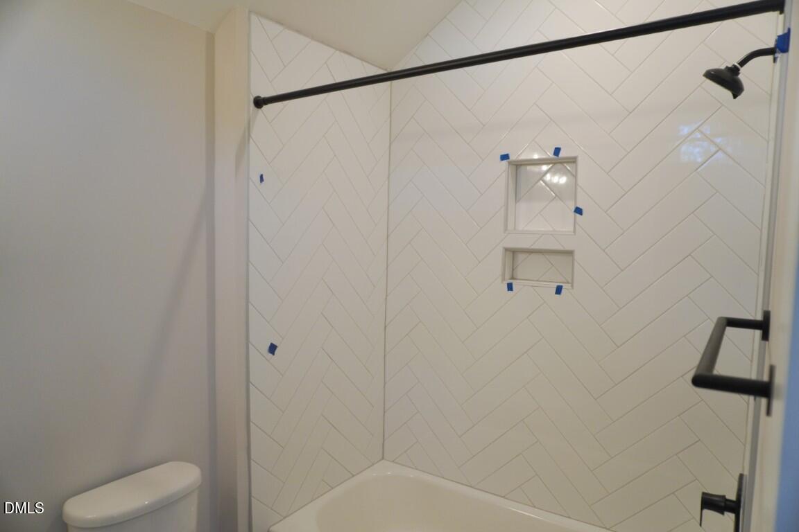 2524 Rosslare Pond Trail