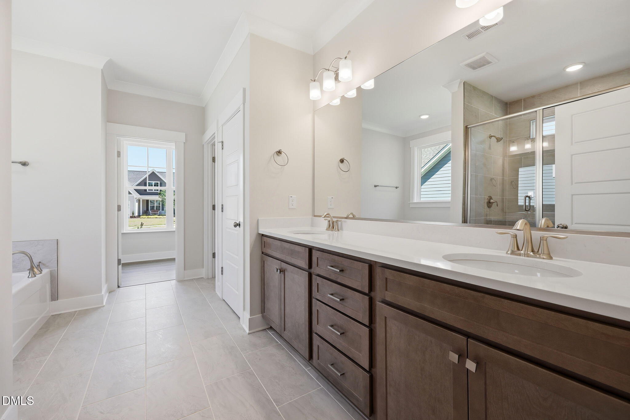 1122 Brookfield Drive