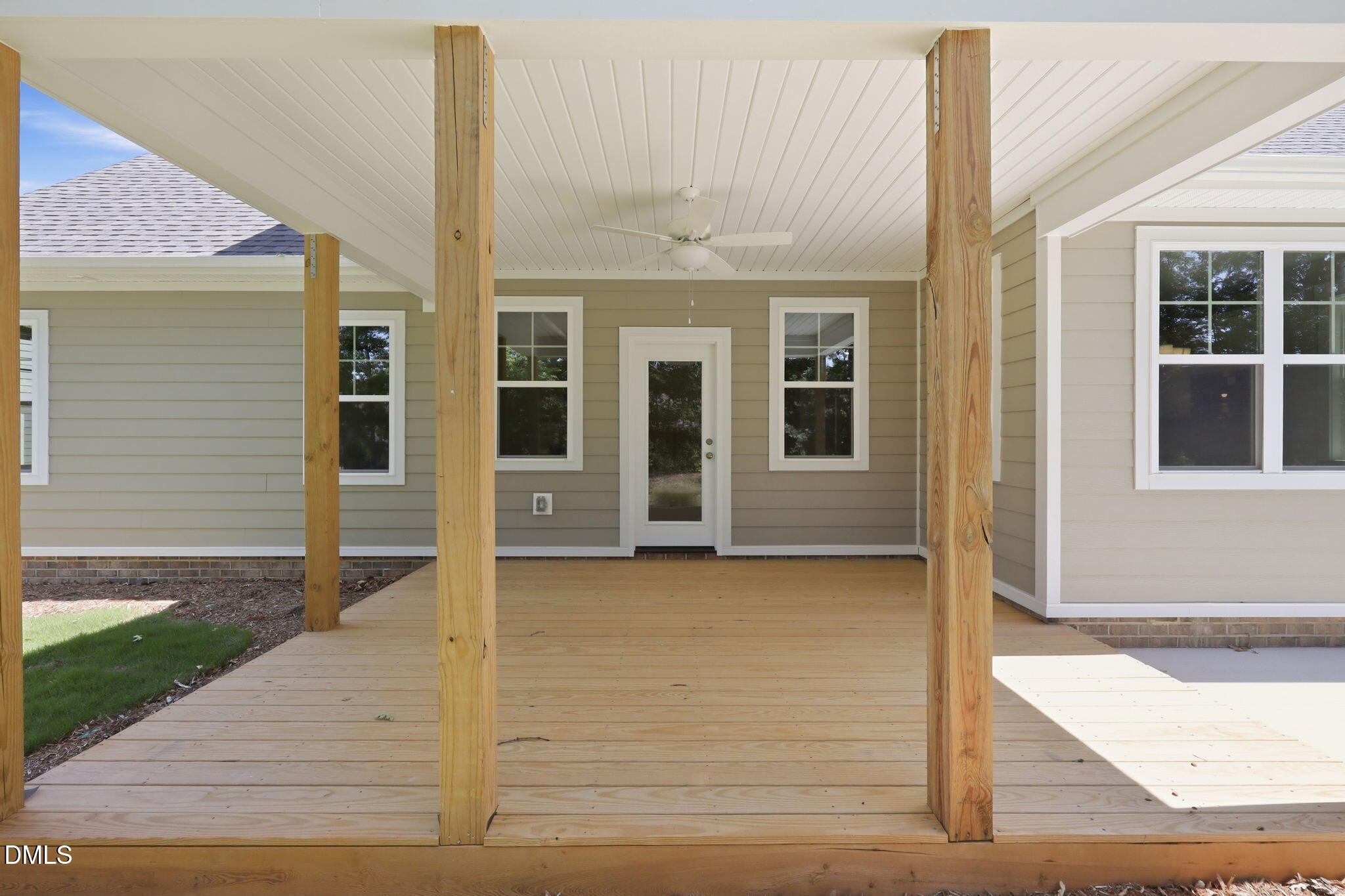 1122 Brookfield Drive