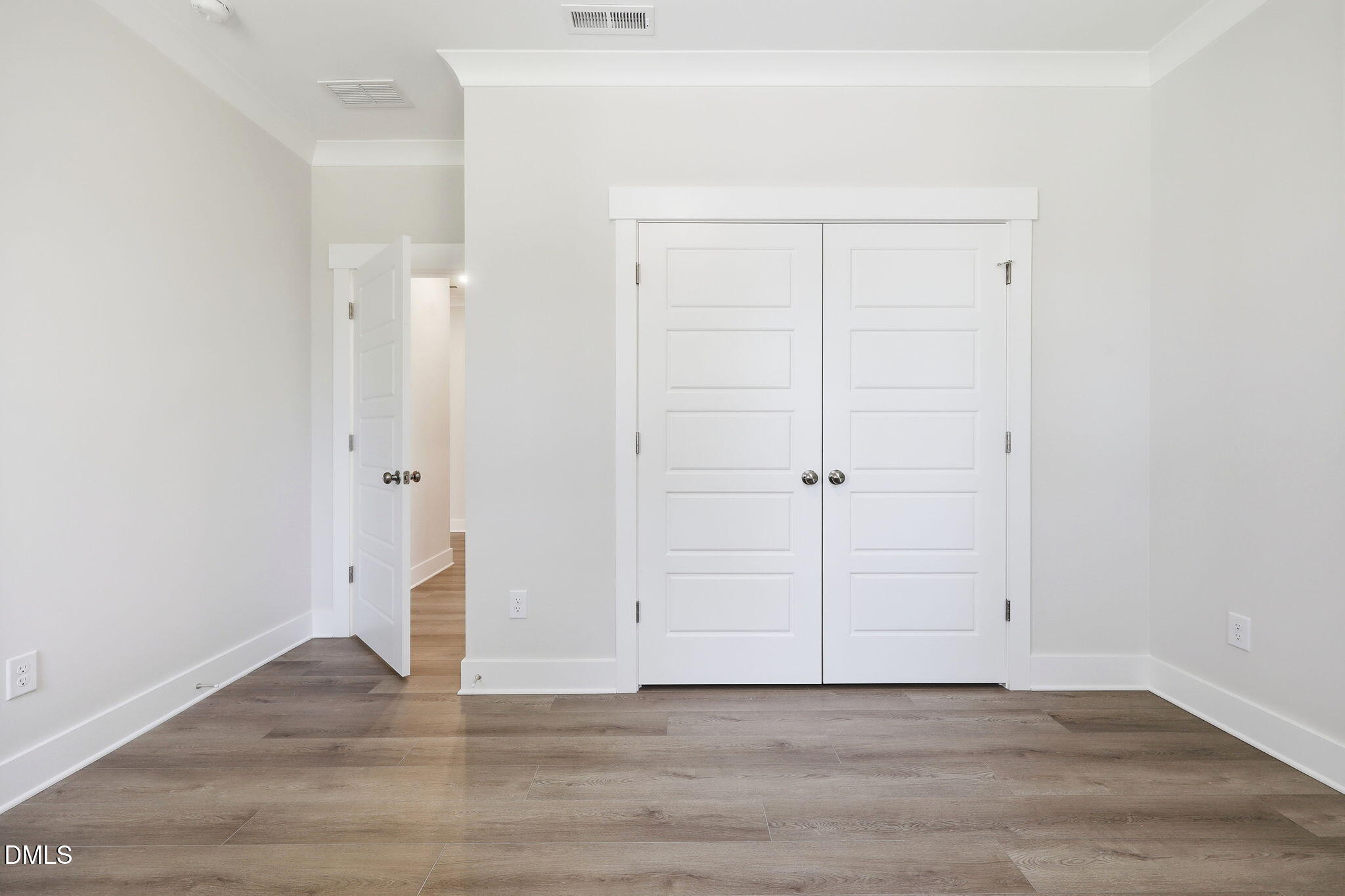 1122 Brookfield Drive