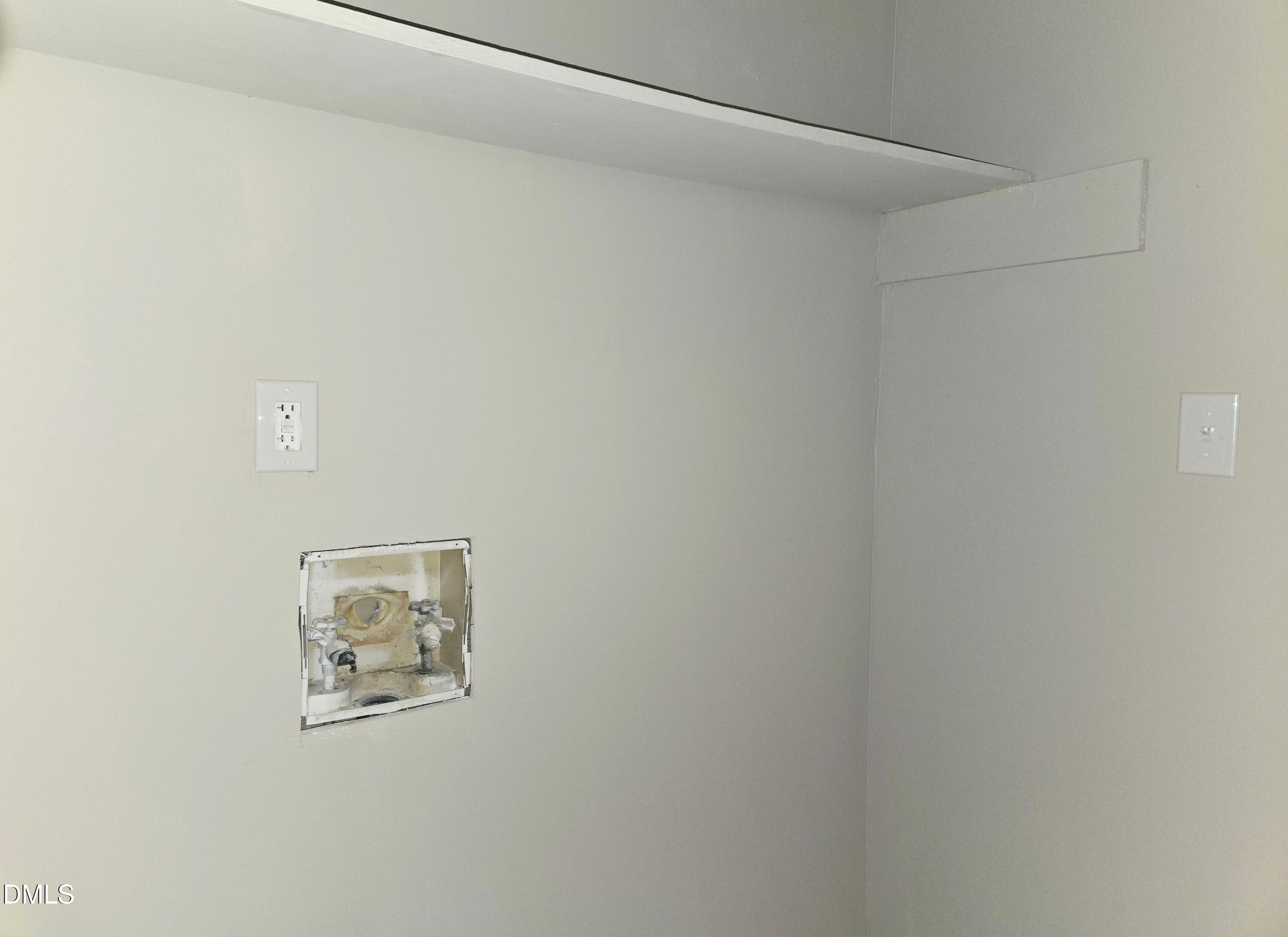 305 Kendall Drive # 203