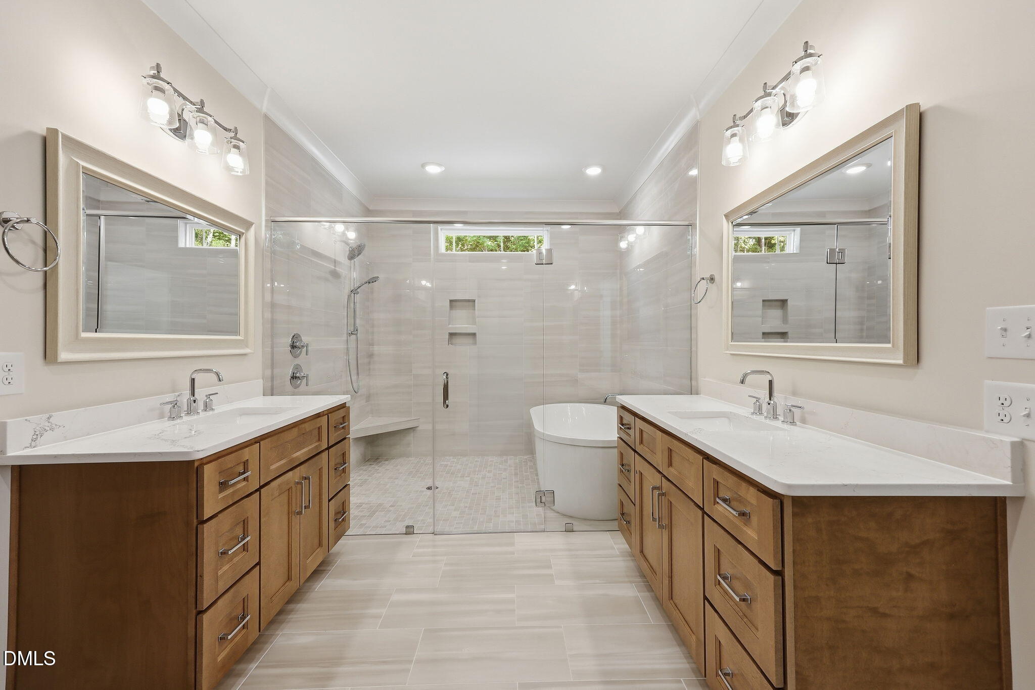 5905 Tranquil Cove