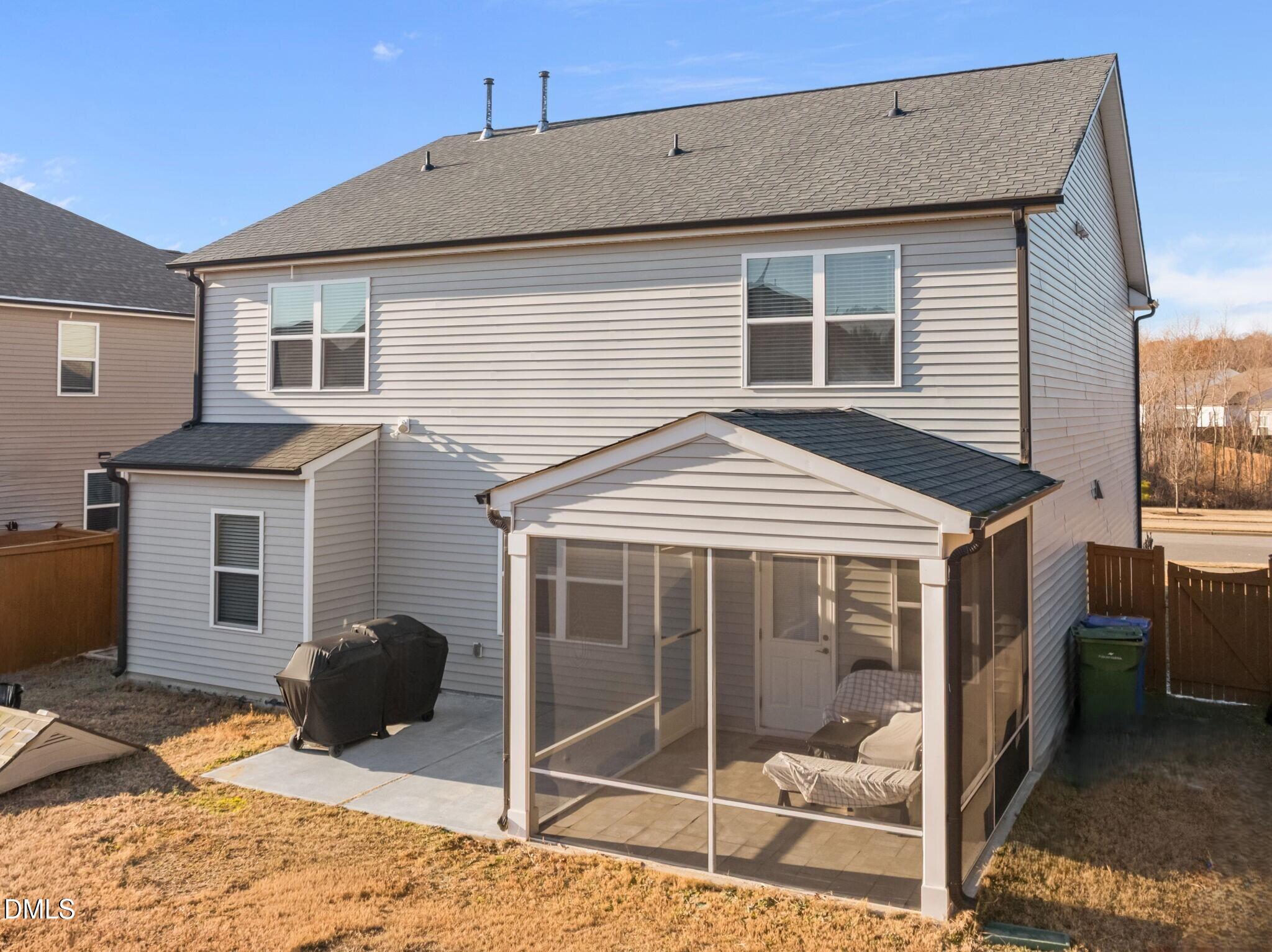 2252 Fairway Green Drive