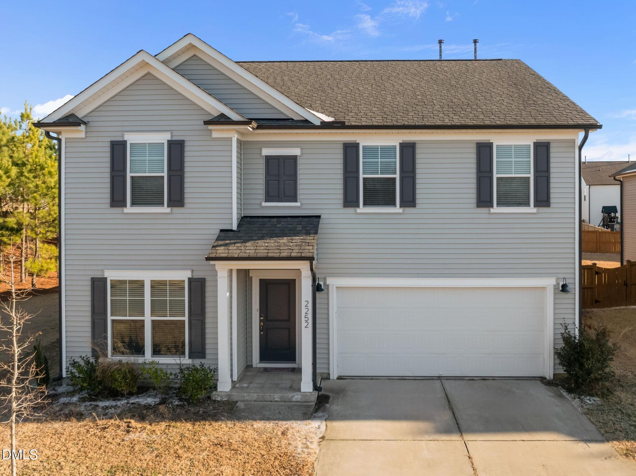 2252 Fairway Green Drive