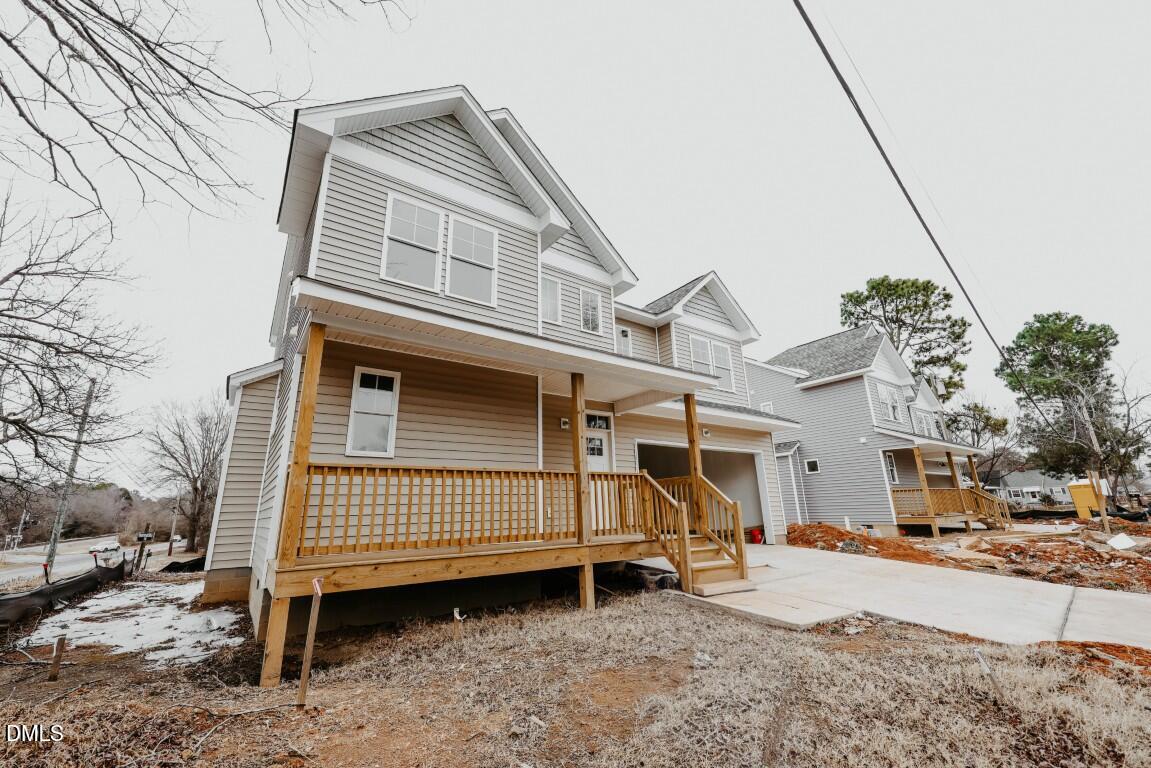 305 E Perry Avenue