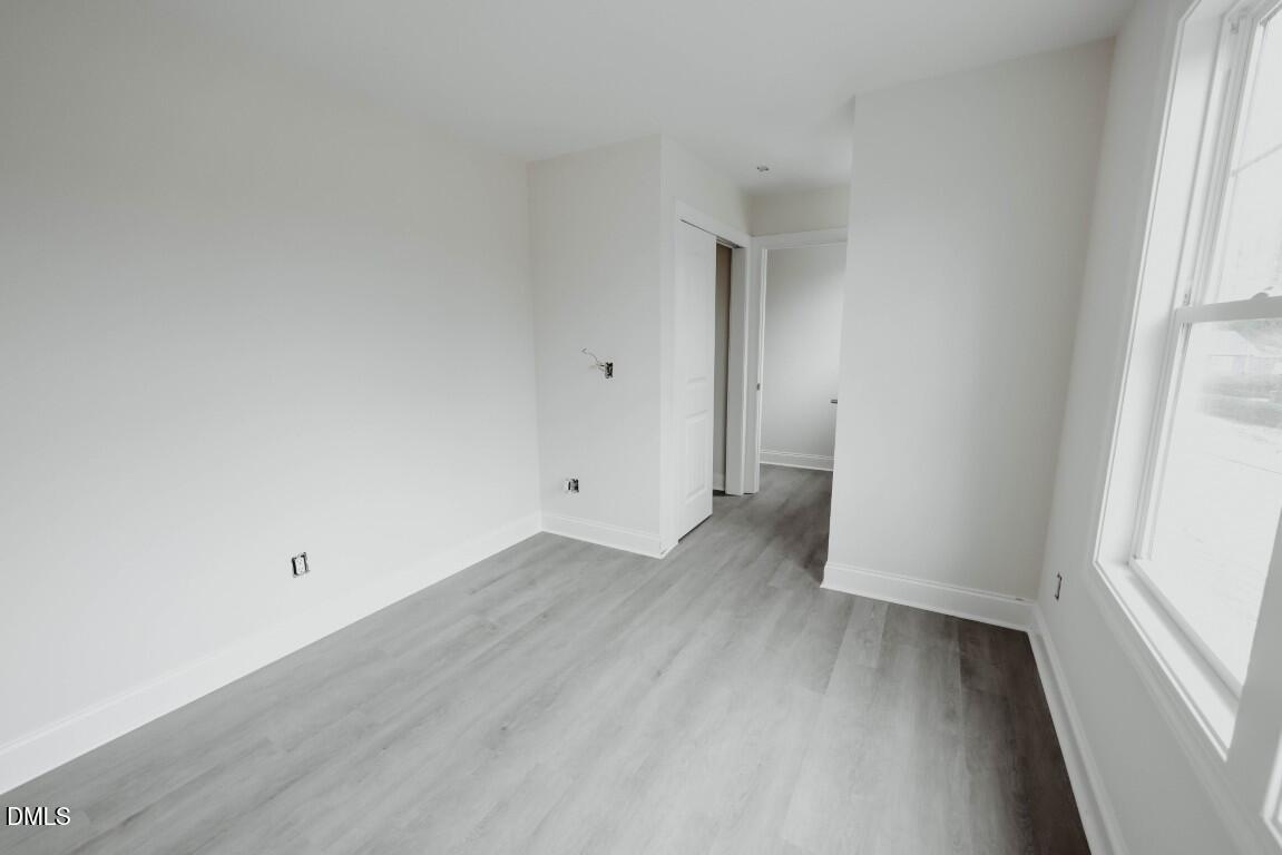 305 E Perry Avenue