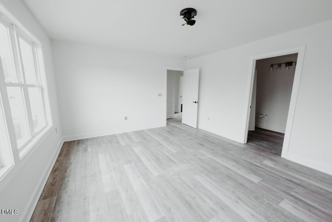 309 E Perry Avenue